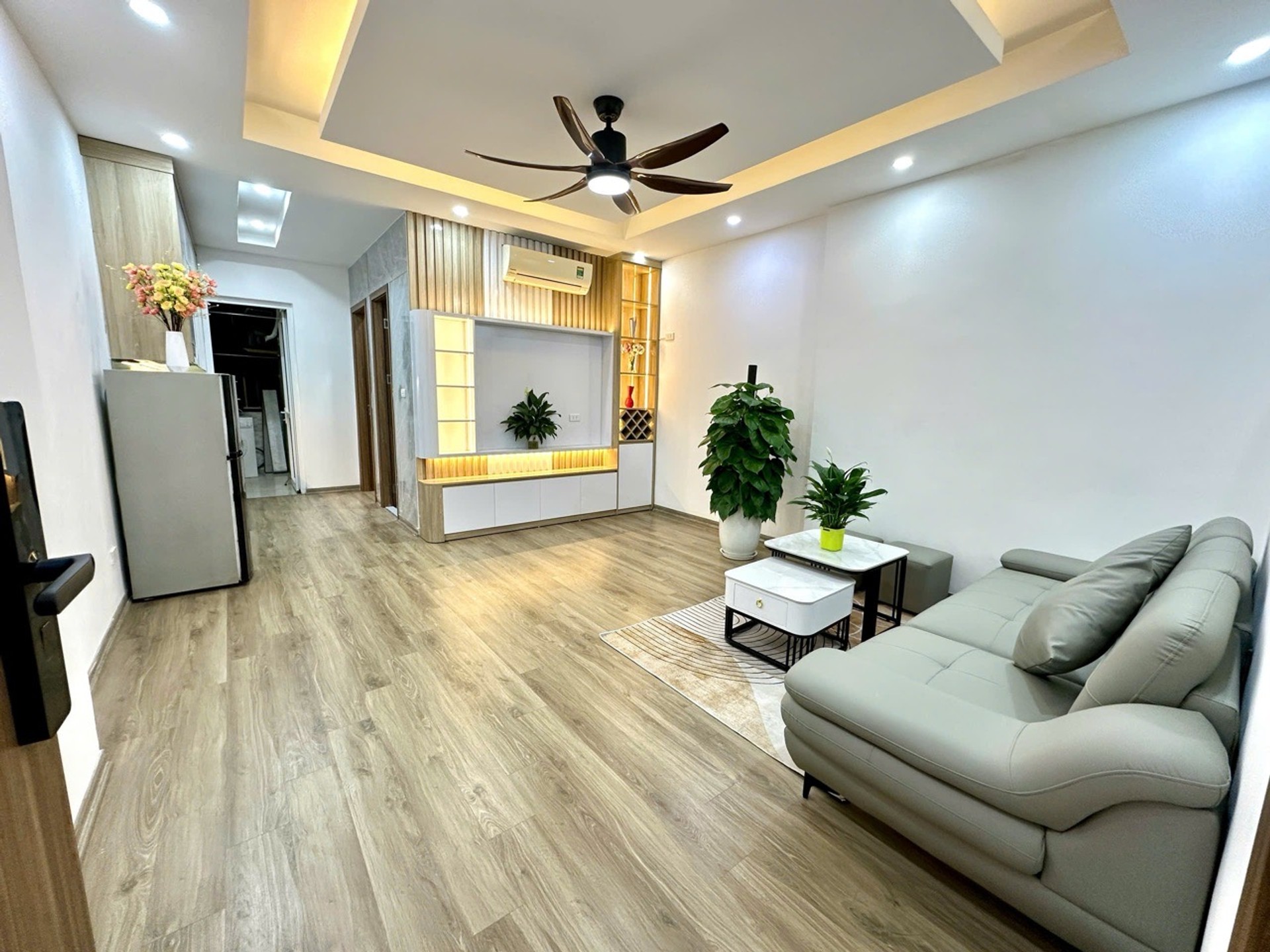 Bán nhà Nguyễn Xiển - diện tích 45m2 1 tầng - nhà đẹp hiếm có - giá 3,15 tỷ