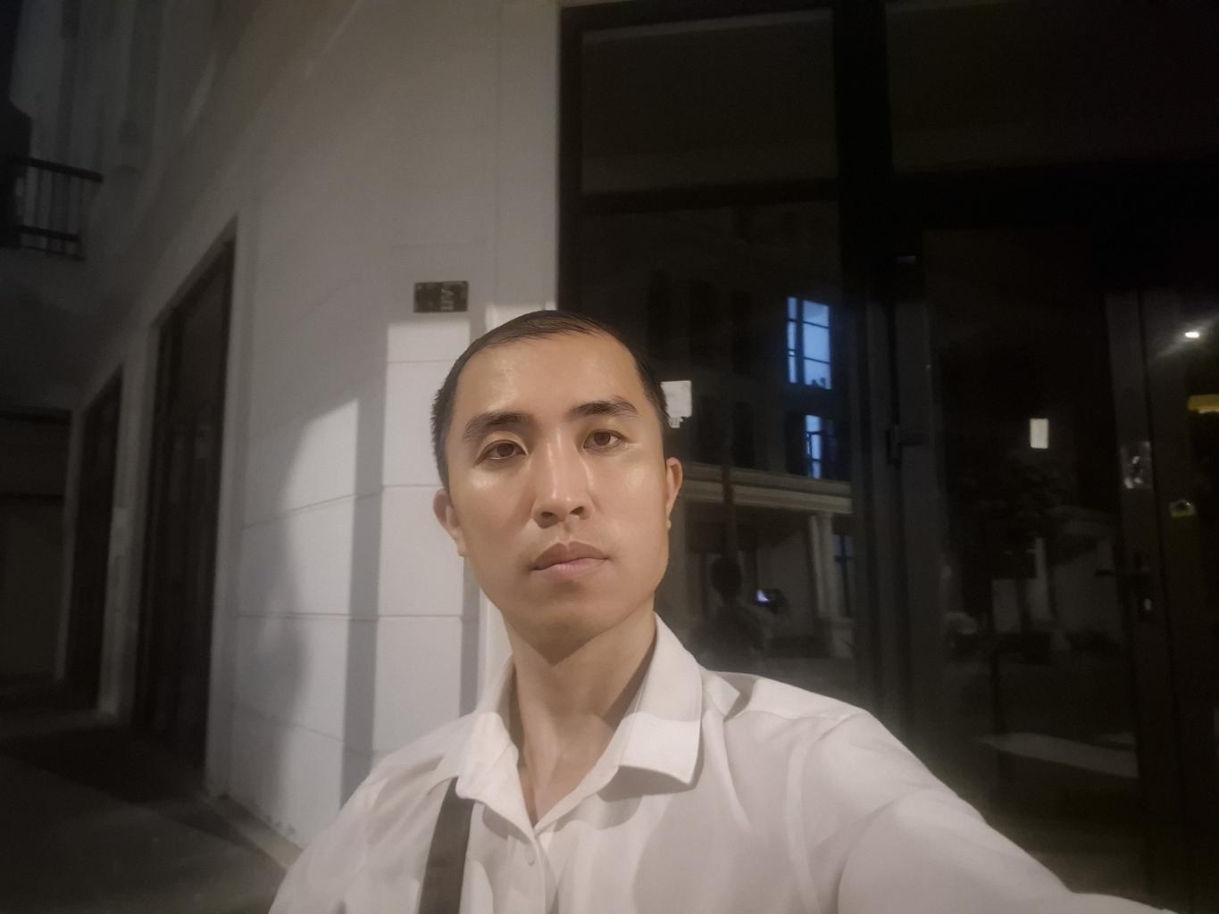 Bán nhà Louis Tân Mai - diện tích 196.6m2 5 tầng - Lô góc cực hiếm - giá 64 tỷ