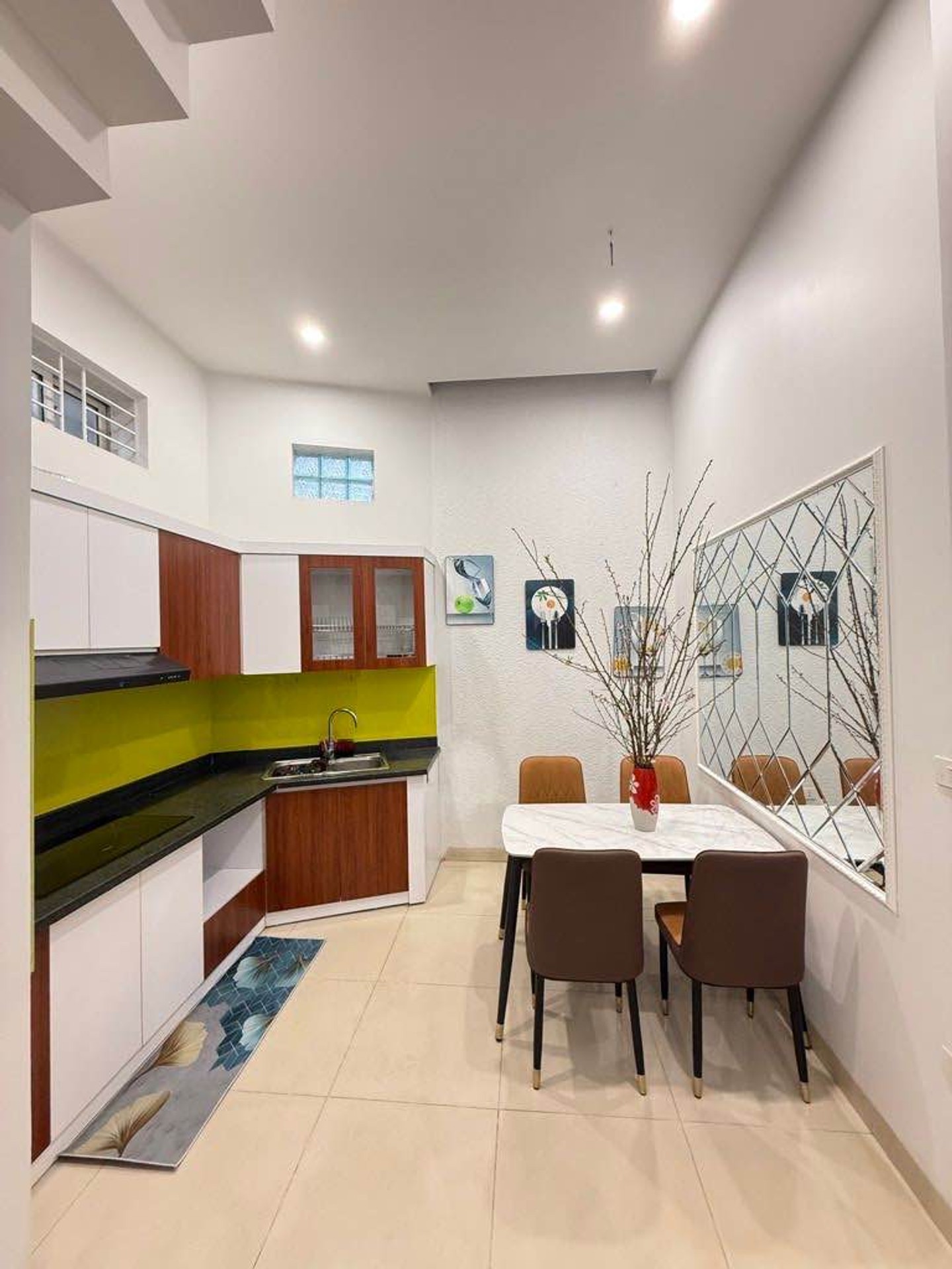 Bán nhà Định Công Hạ - diện tích 32m2 4 tầng - Lô góc 3 mặt ngõ - giá 7,5 tỷ