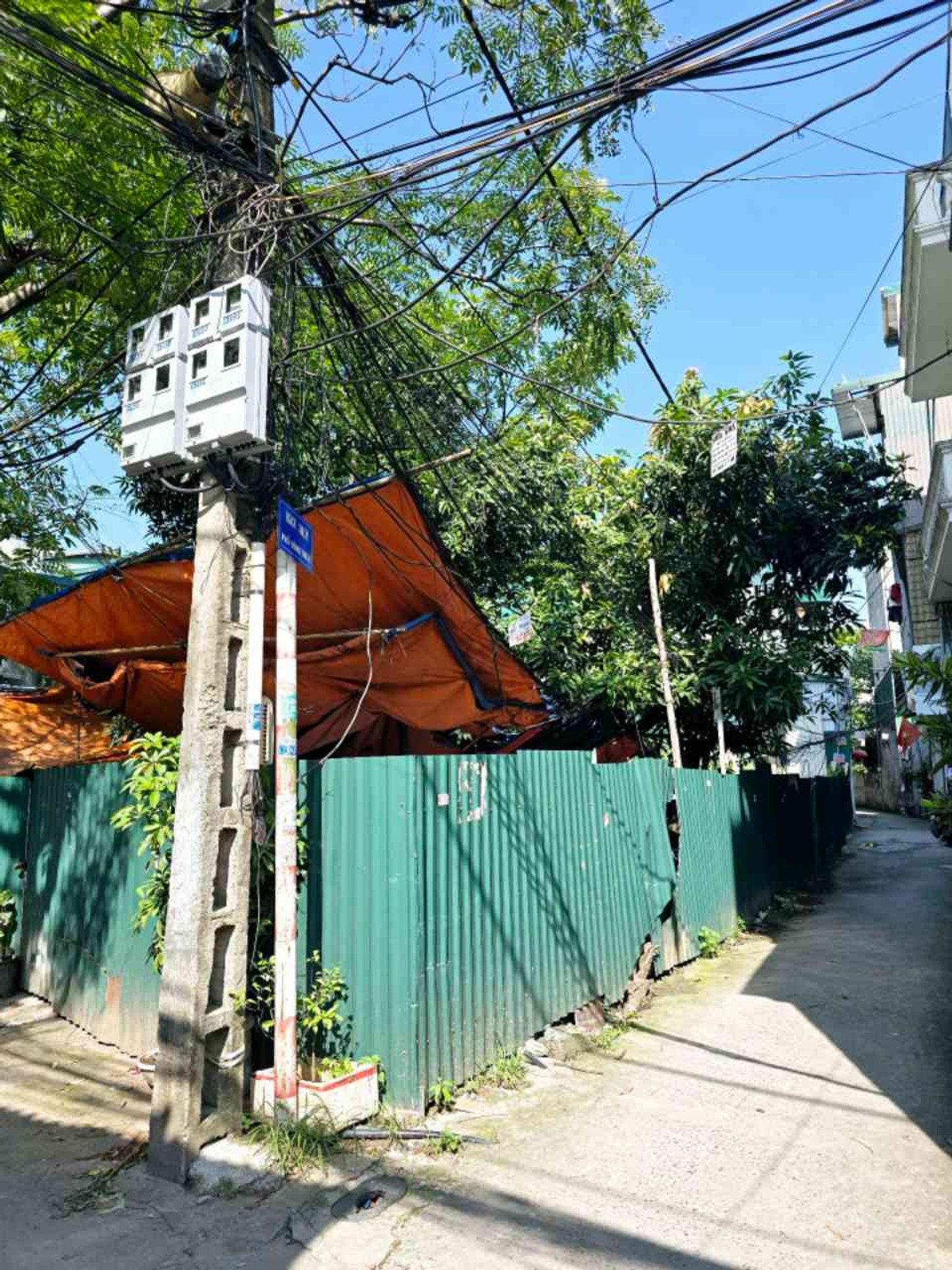 Bán nhà Đông Thiên - diện tích 46m2 0 tầng - Ô TÔ - giá 1,65 tỷ