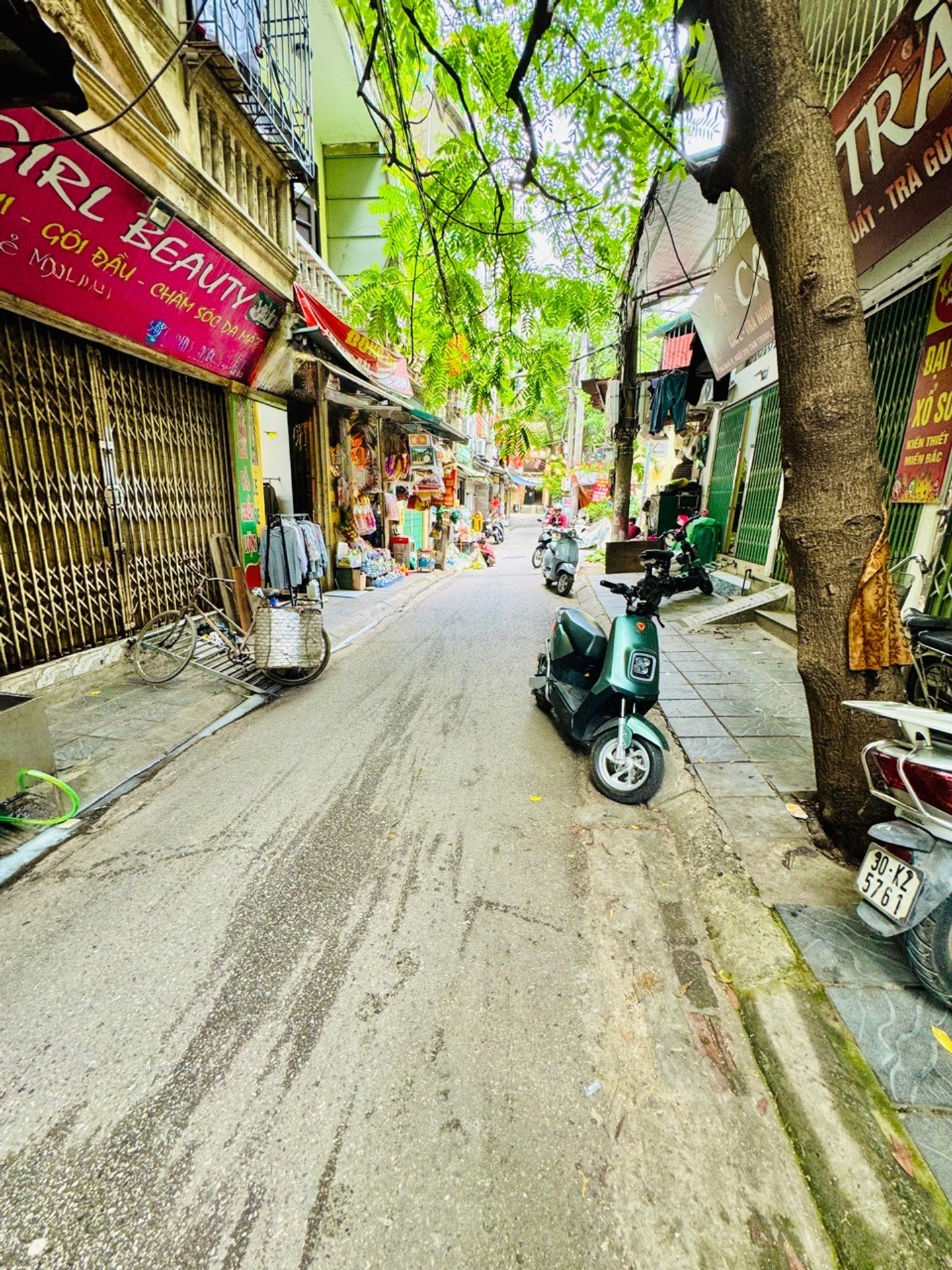 Bán nhà K tập thể Thanh Mai - diện tích 43m2 2 tầng - mặt ngõ chợ - giá 2 tỷ