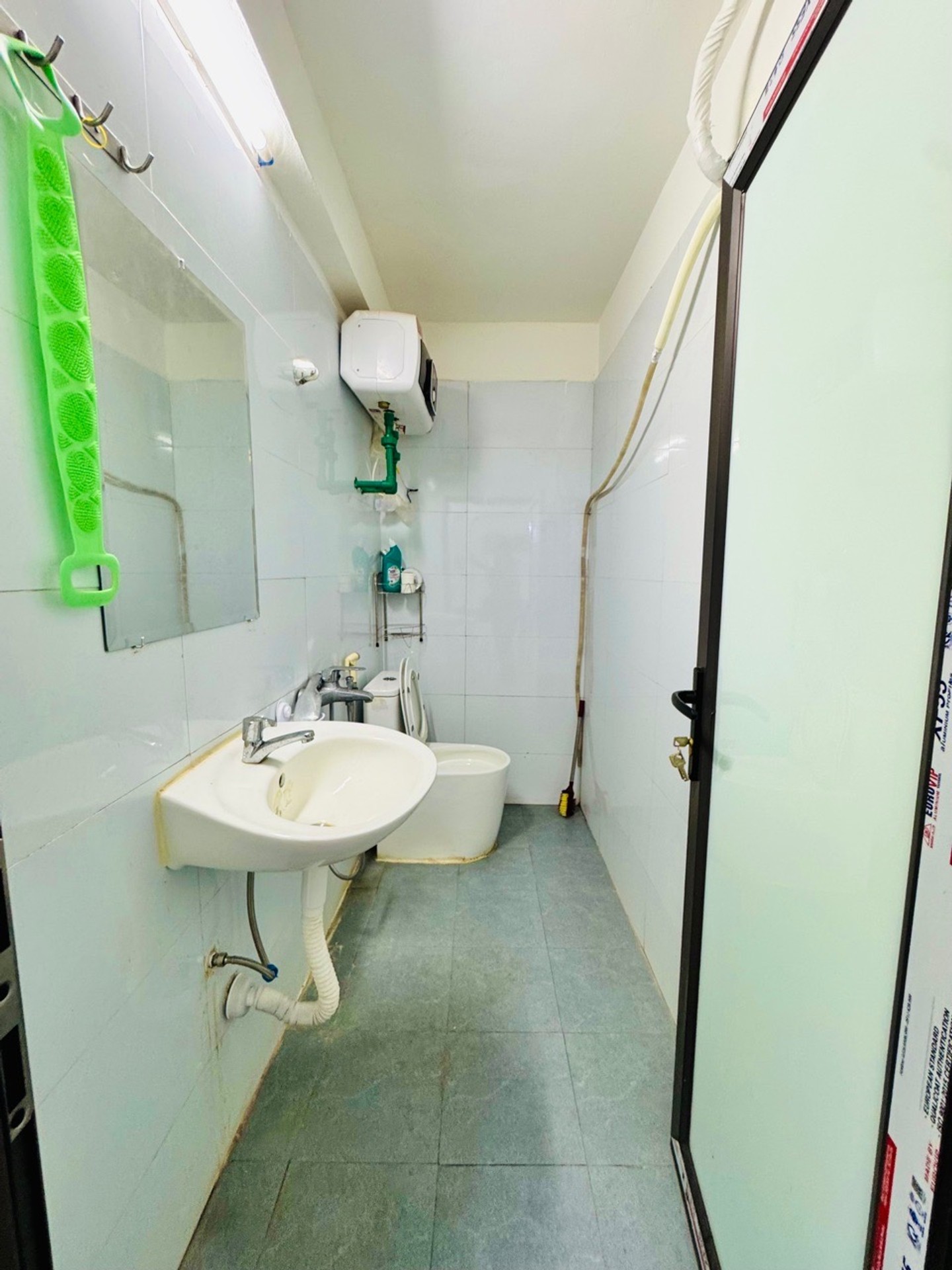 Bán nhà K tập thể Thanh Mai - diện tích 43m2 2 tầng - mặt ngõ chợ - giá 2 tỷ
