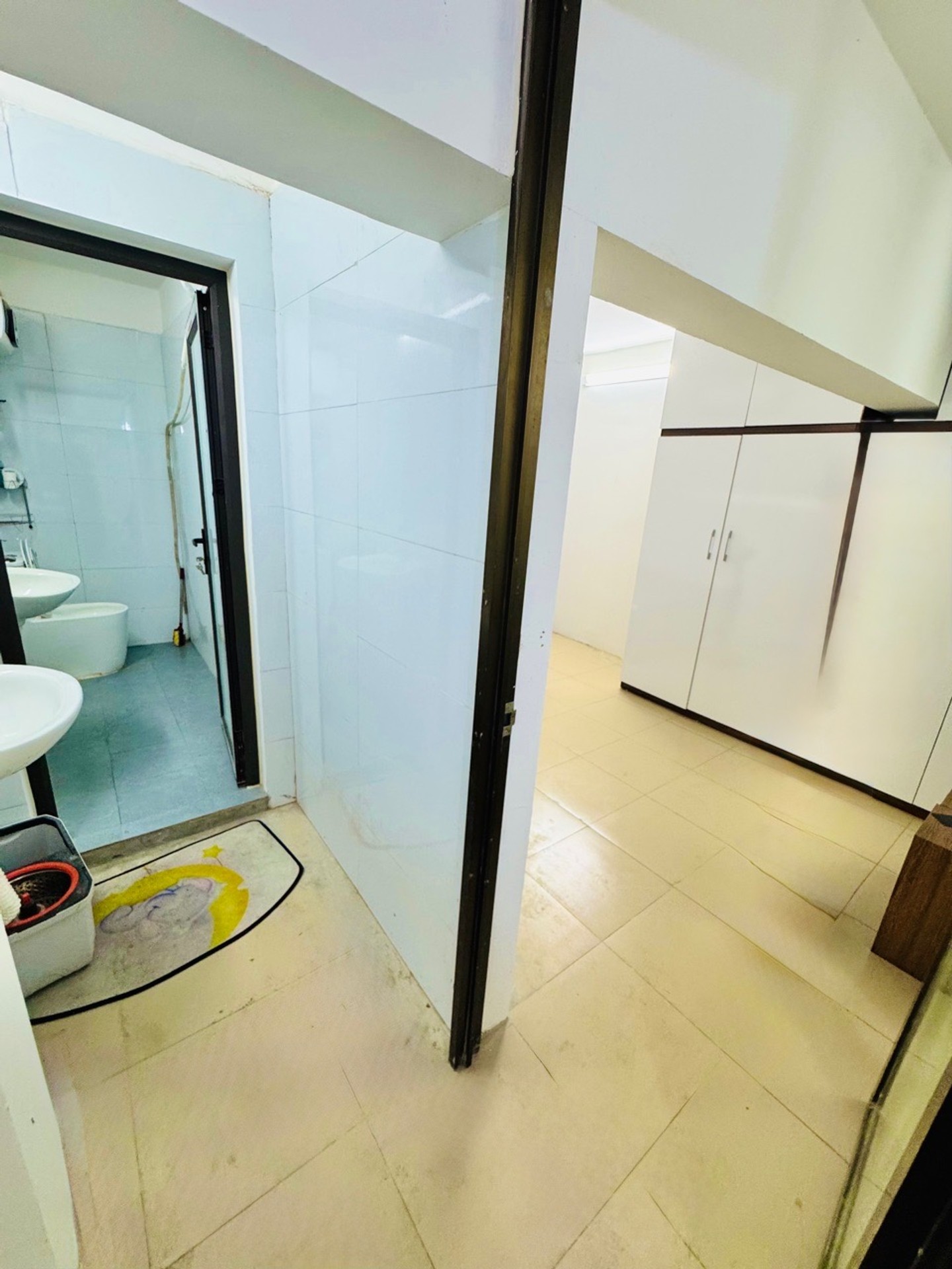 Bán nhà K tập thể Thanh Mai - diện tích 43m2 2 tầng - mặt ngõ chợ - giá 2 tỷ