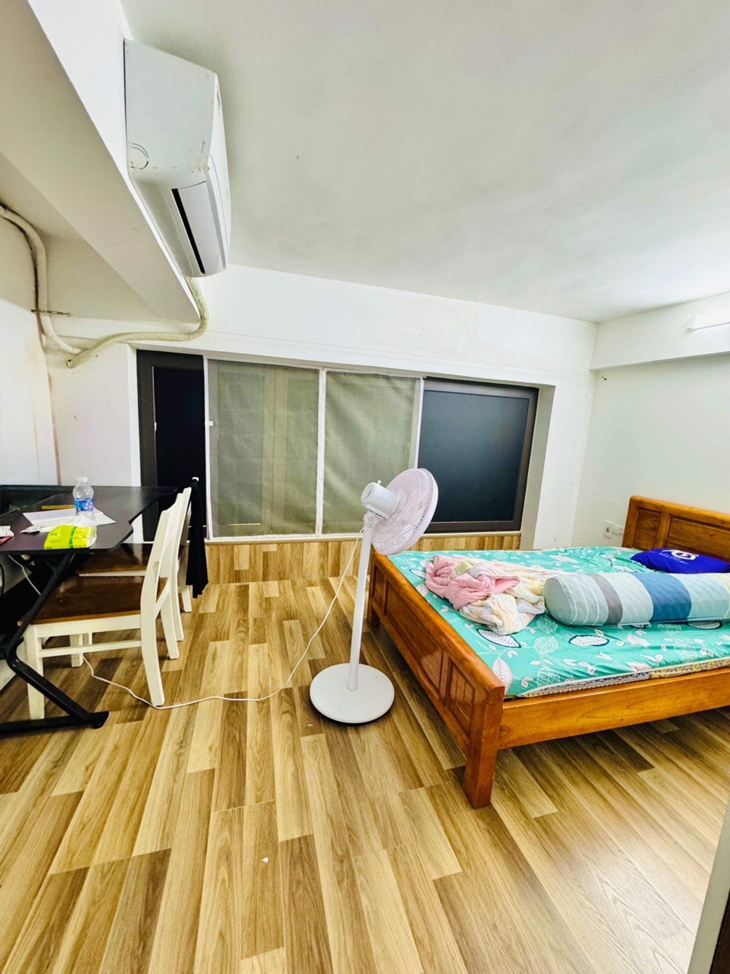 Bán nhà K tập thể Thanh Mai - diện tích 43m2 2 tầng - mặt ngõ chợ - giá 2 tỷ