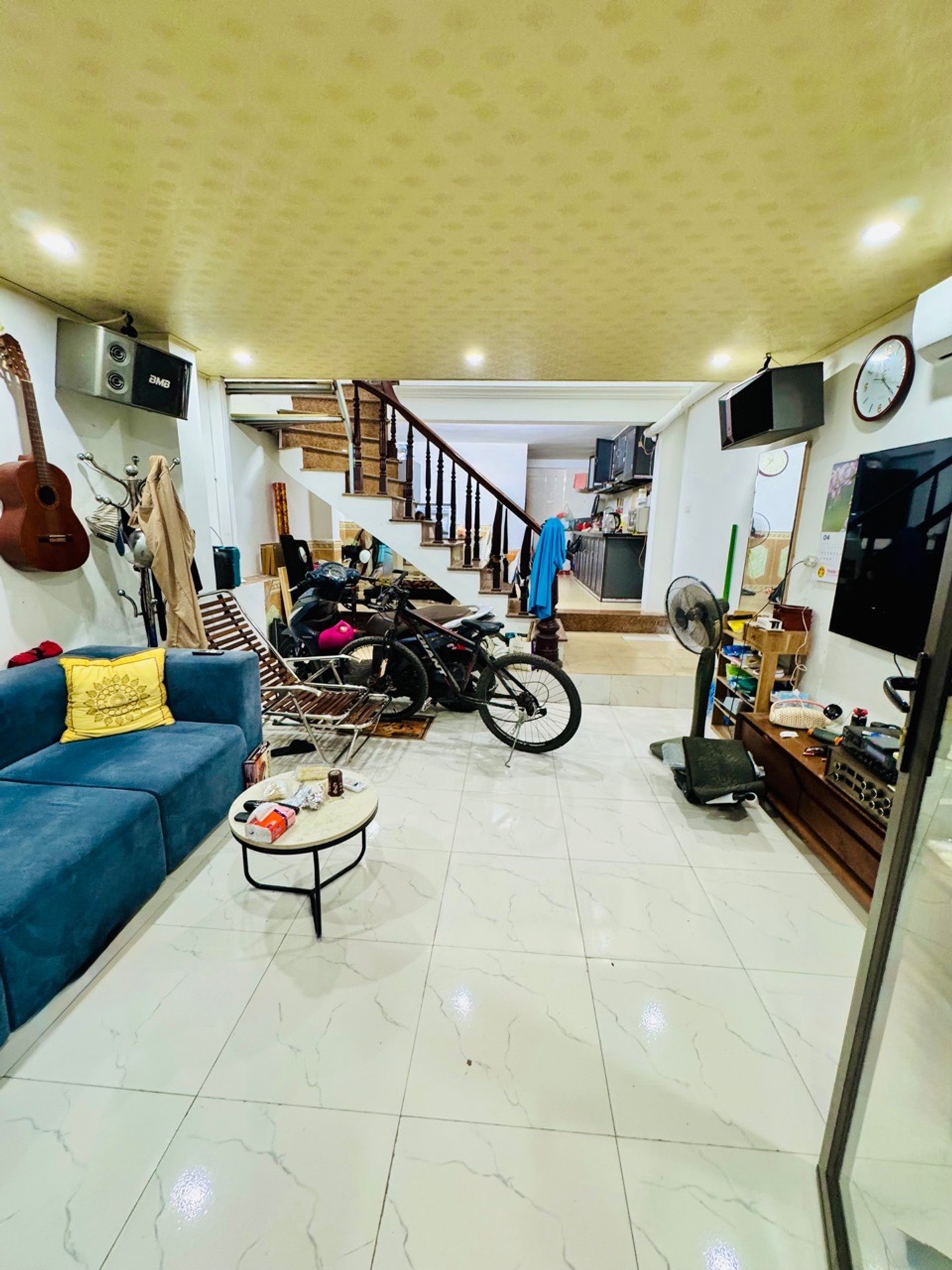 Bán nhà K tập thể Thanh Mai - diện tích 43m2 2 tầng - mặt ngõ chợ - giá 2 tỷ