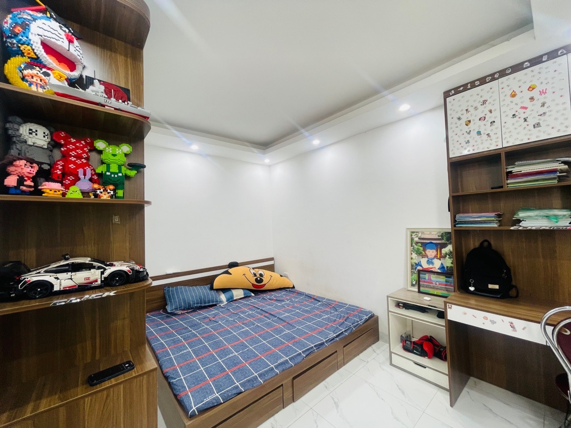 Bán nhà Định Công Hạ - diện tích 36m2 2 tầng - ô tô đỗ cửa - giá 3,1 tỷ