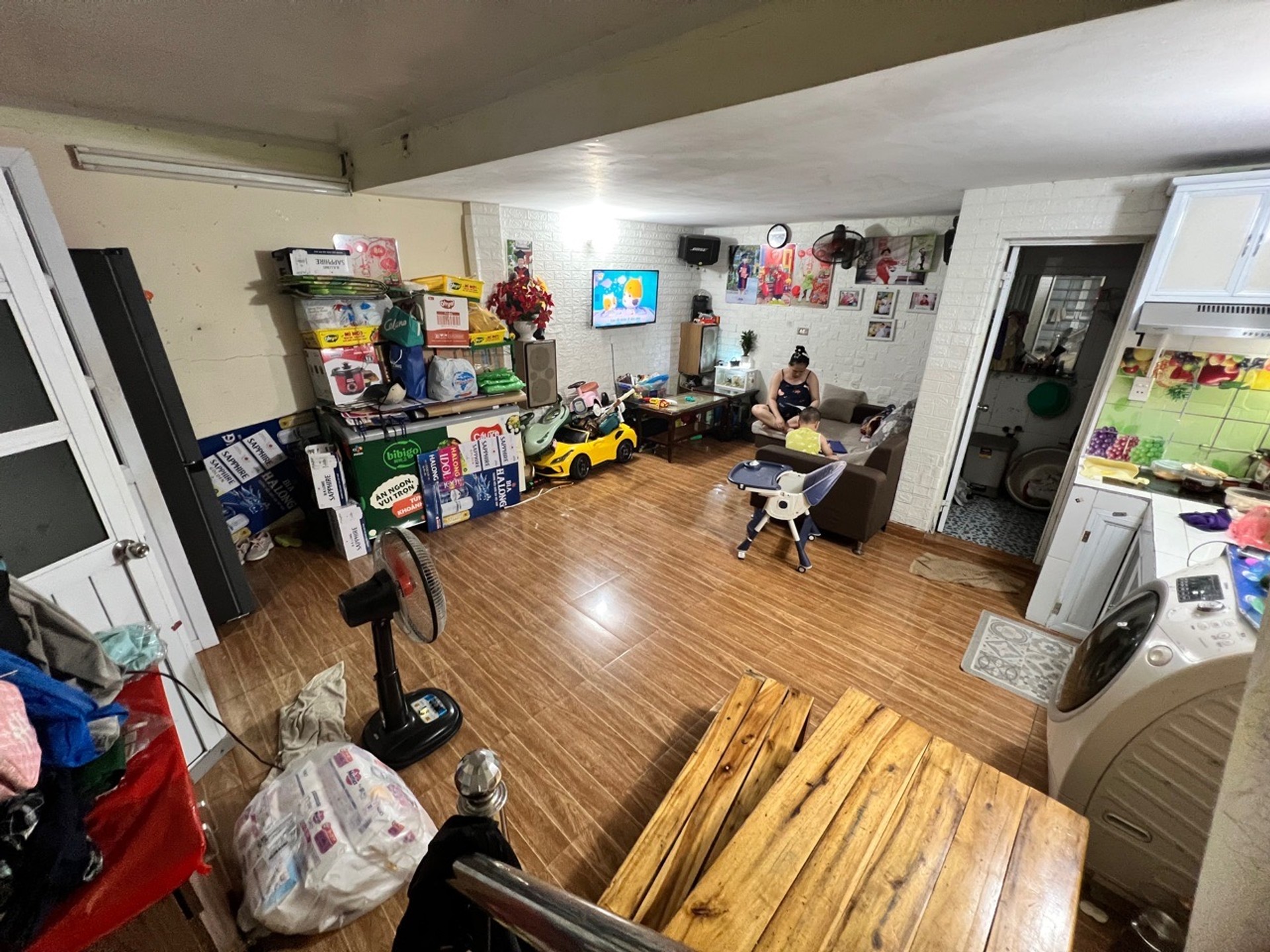 Bán nhà Đông Thiên - diện tích 30m2 2 tầng - ô tô đỗ cửa - giá 3,2 tỷ