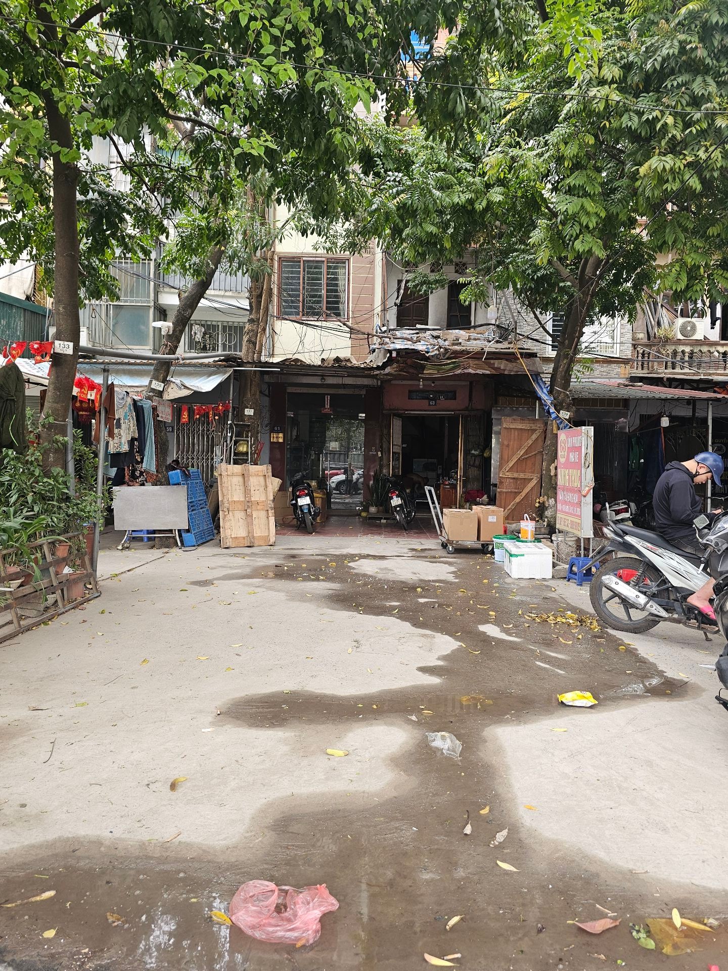 Bán nhà Ngọc Hồi - diện tích 35m2 5 tầng - Sổ đỏ đất ở lâu dài - giá 9 tỷ