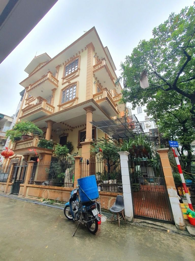 Bán nhà Xã Đàn - diện tích 161m2 5 tầng - Lô góc 3 mặt thoáng - giá 65 tỷ