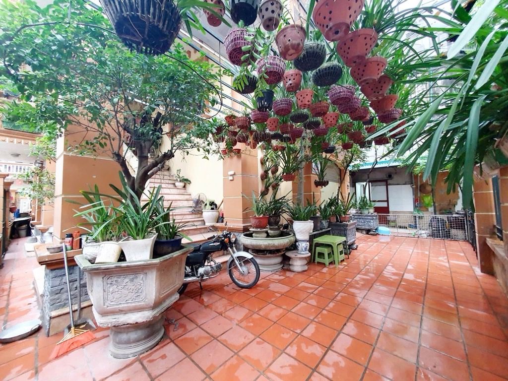 Bán nhà Xã Đàn - diện tích 161m2 5 tầng - Lô góc 3 mặt thoáng - giá 65 tỷ