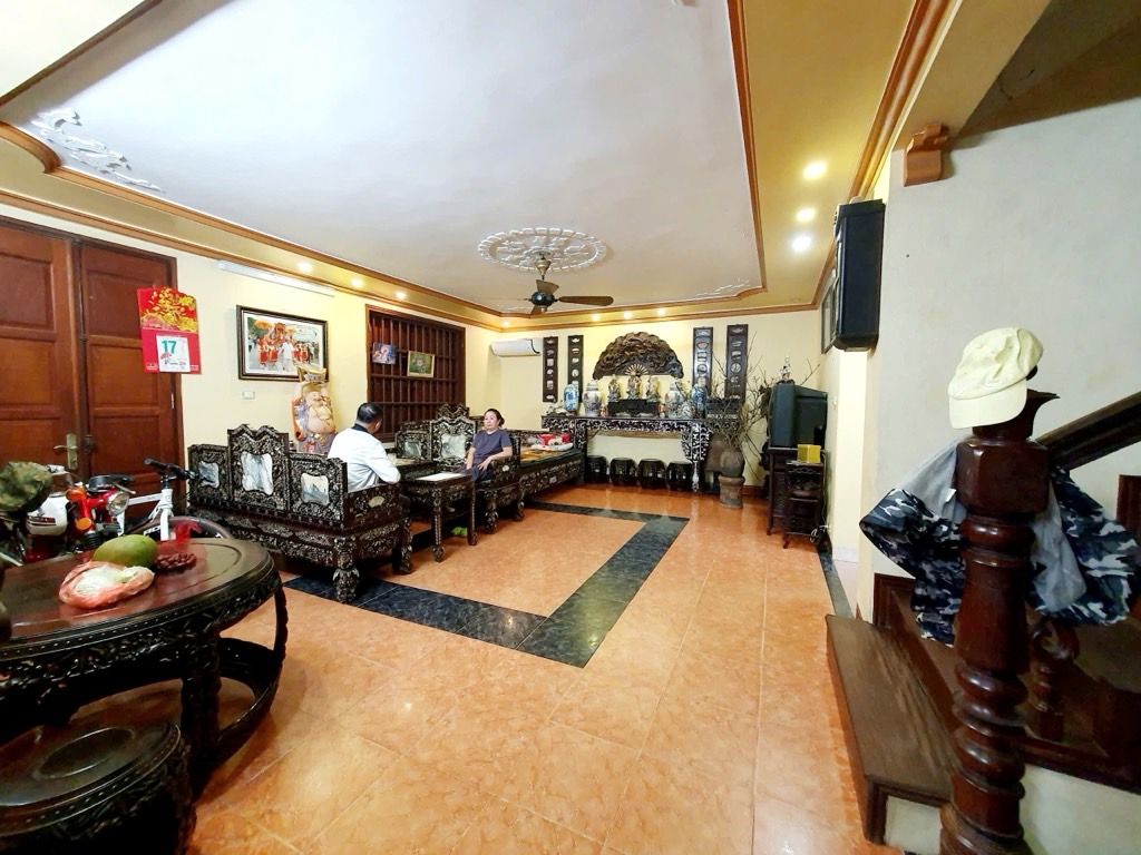 Bán nhà Xã Đàn - diện tích 161m2 5 tầng - Lô góc 3 mặt thoáng - giá 65 tỷ