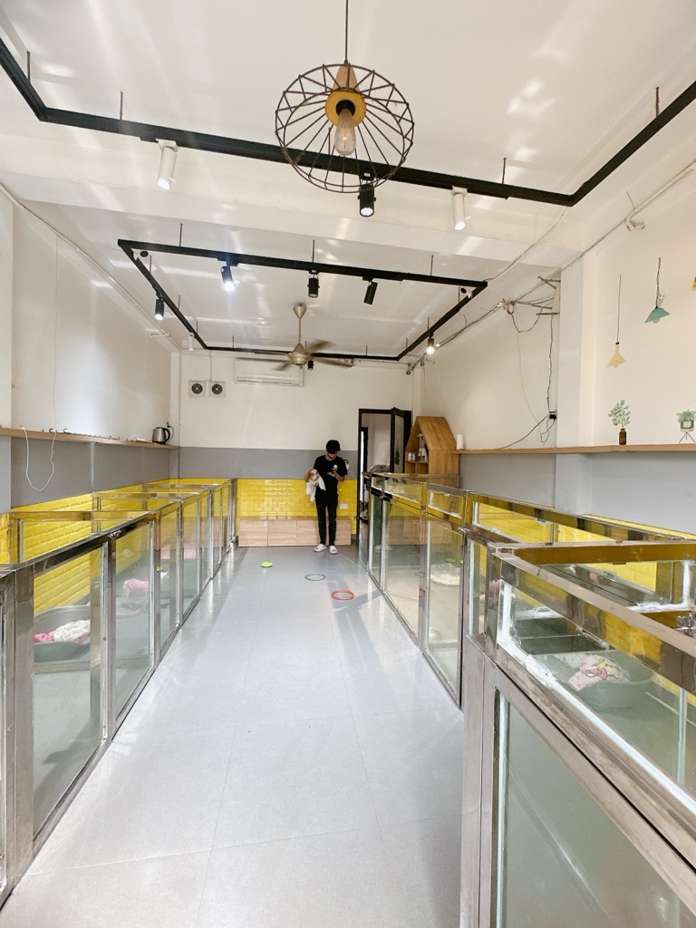 Bán nhà Hoàng Cầu - diện tích 54m2 5 tầng - 2 mặt ngõ - giá 27 tỷ