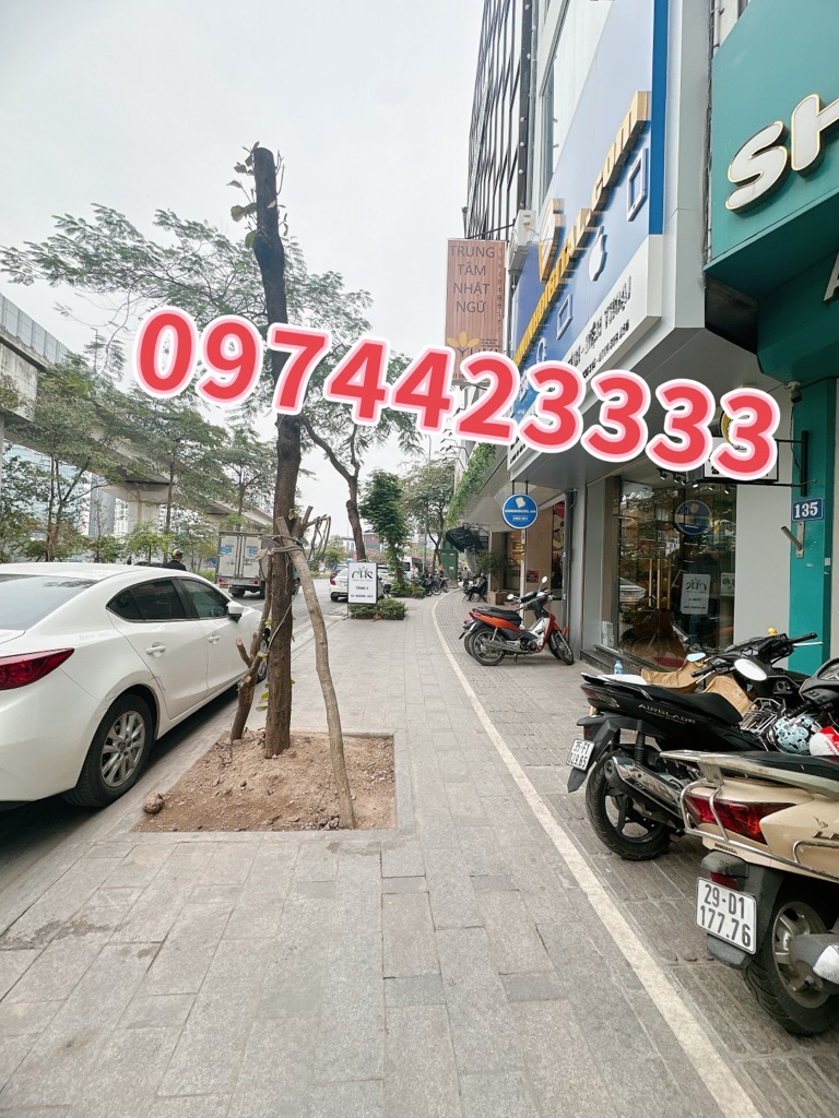 Bán nhà Hoàng Cầu - diện tích 54m2 5 tầng - 2 mặt ngõ - giá 27 tỷ