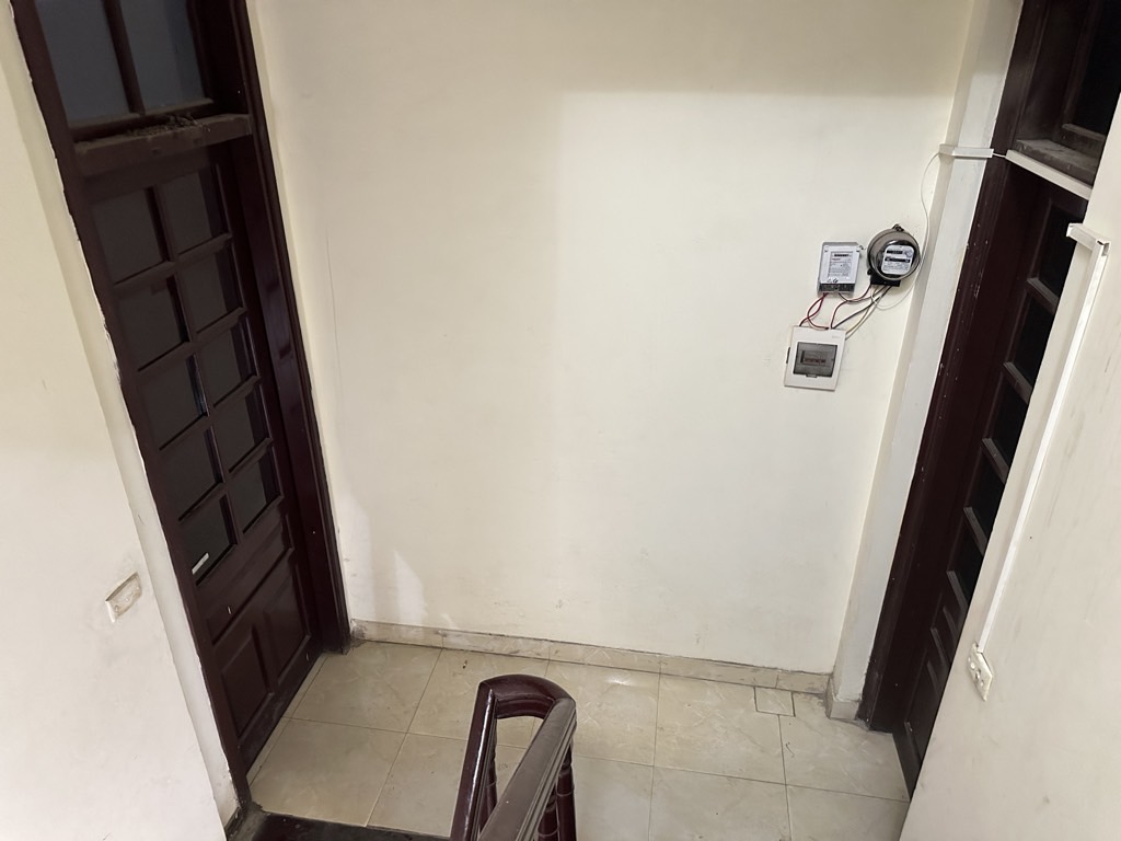 Bán nhà Trịnh Đình Cửu - diện tích 47m2 6 tầng - Mặt phố vỉa hè rộng - giá 26,8 tỷ