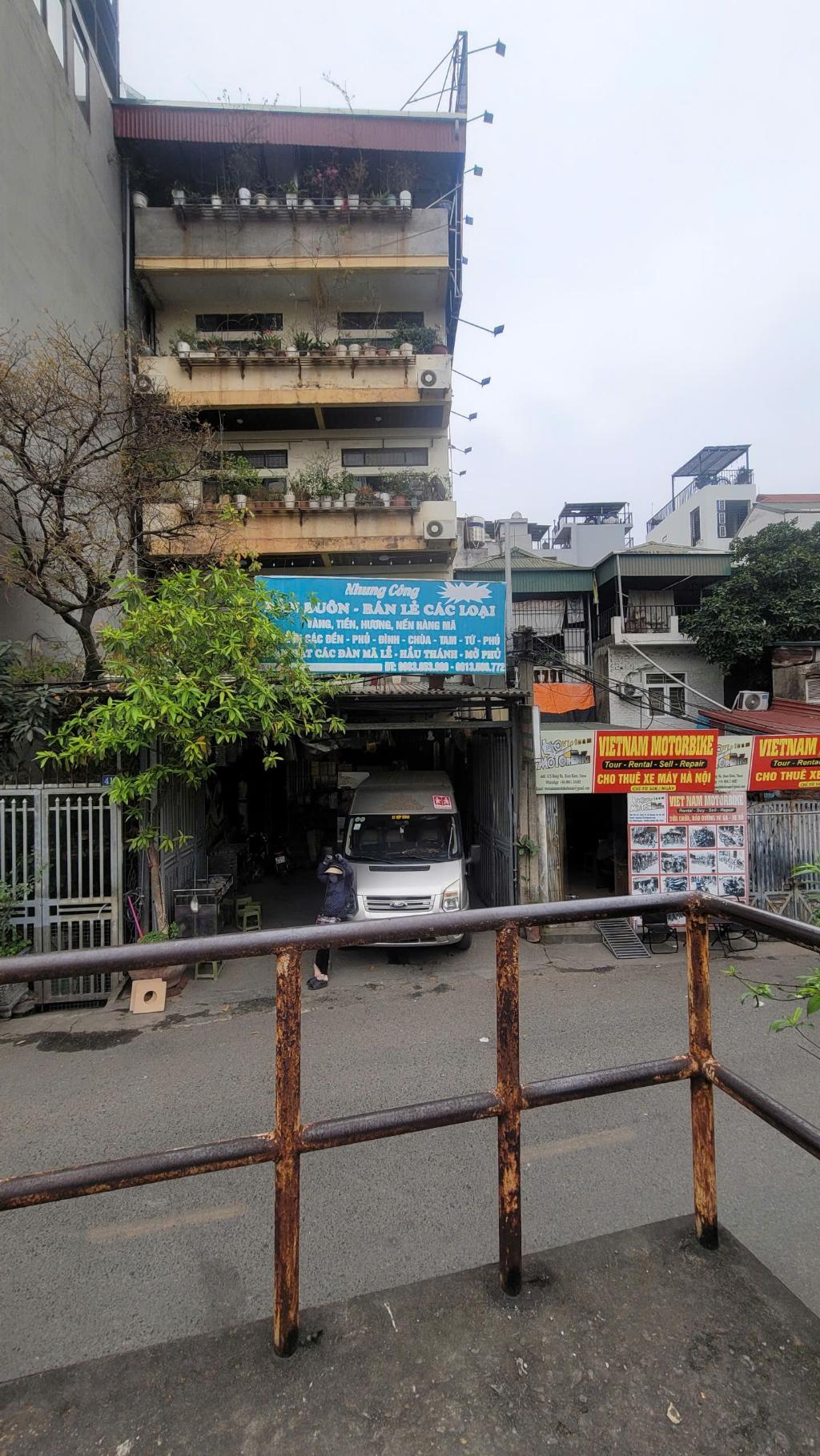 Bán nhà Hồng Hà - diện tích 62m2 3 tầng - ô tô tránh - giá 30 tỷ