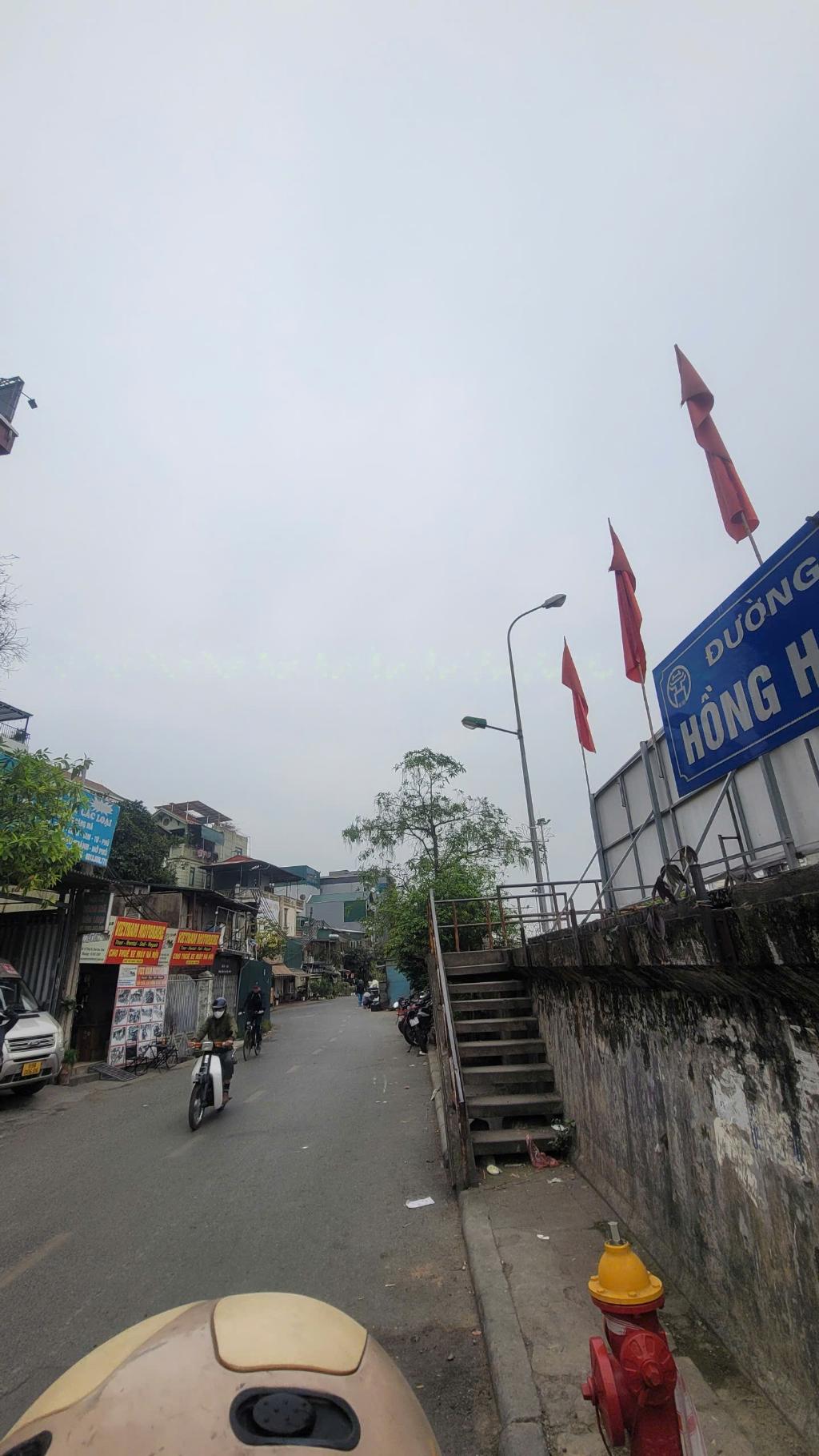 Bán nhà Hồng Hà - diện tích 62m2 3 tầng - ô tô tránh - giá 30 tỷ