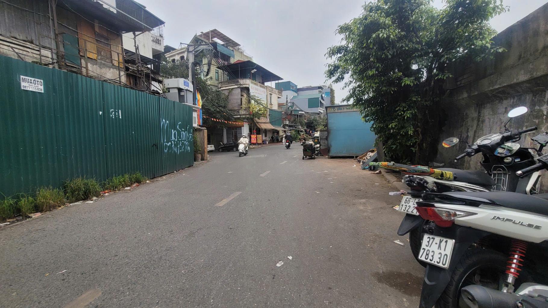 Bán nhà Hồng Hà - diện tích 62m2 3 tầng - ô tô tránh - giá 30 tỷ