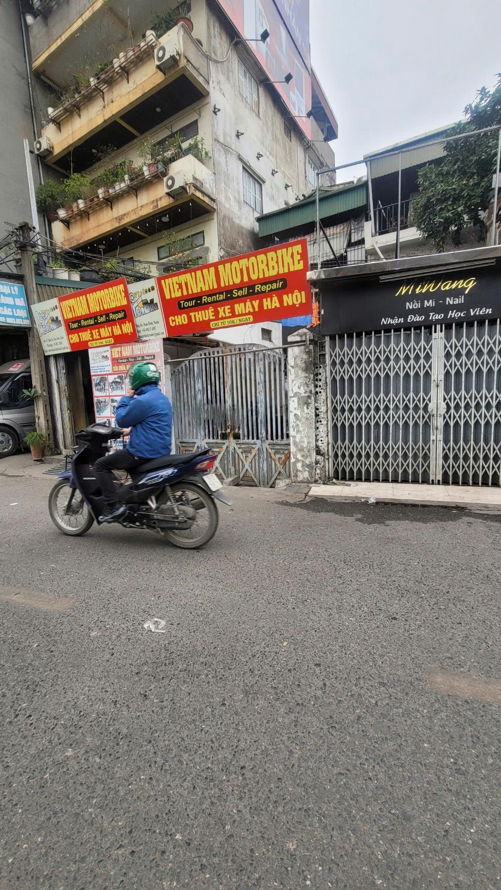 Bán nhà Hồng Hà - diện tích 62m2 3 tầng - ô tô tránh - giá 30 tỷ