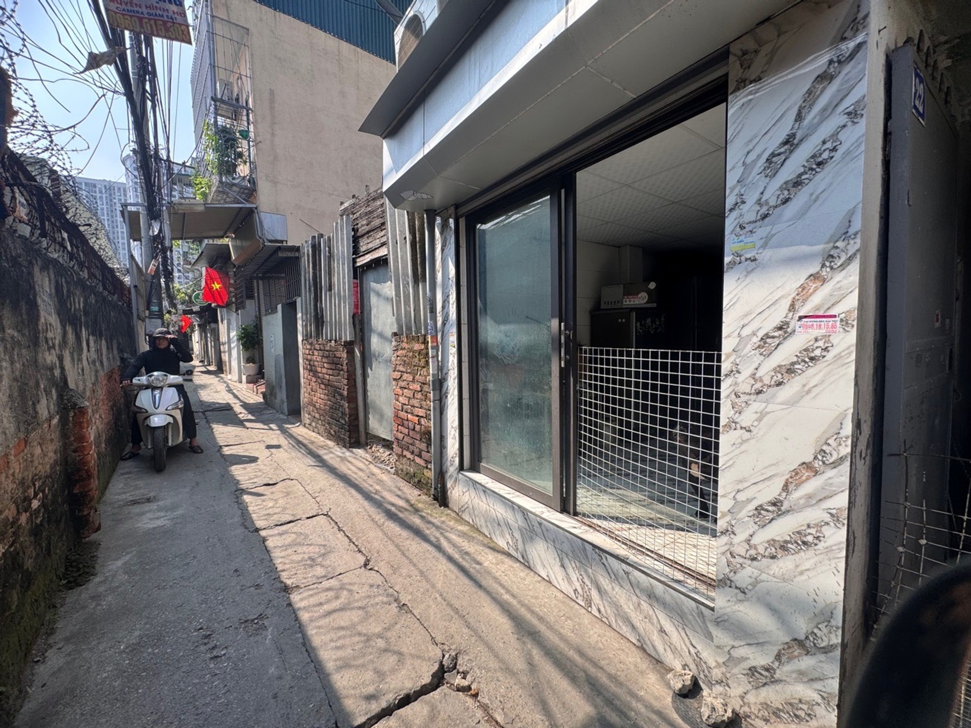 Bán nhà Tân Khai - diện tích 72m2 1 tầng - Mặt ngõ 3 gác thoáng - giá 10,5 tỷ
