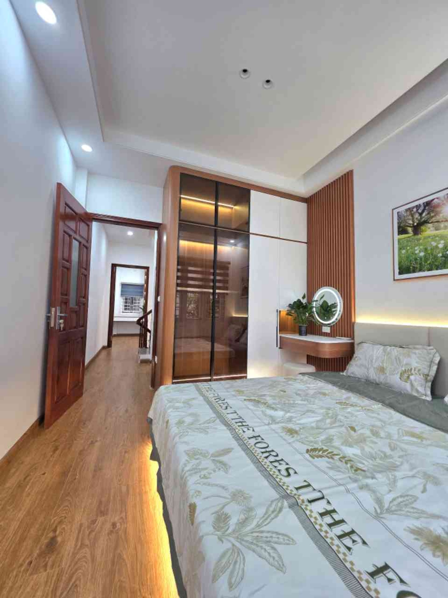 Bán nhà Bằng Liệt - diện tích 42m2 4 tầng - Ô tô đỗ cửa - giá 9,9 tỷ