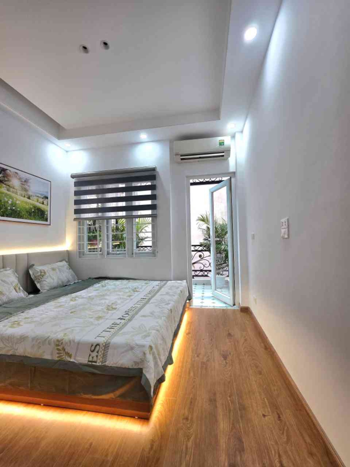 Bán nhà Bằng Liệt - diện tích 42m2 4 tầng - Ô tô đỗ cửa - giá 9,9 tỷ