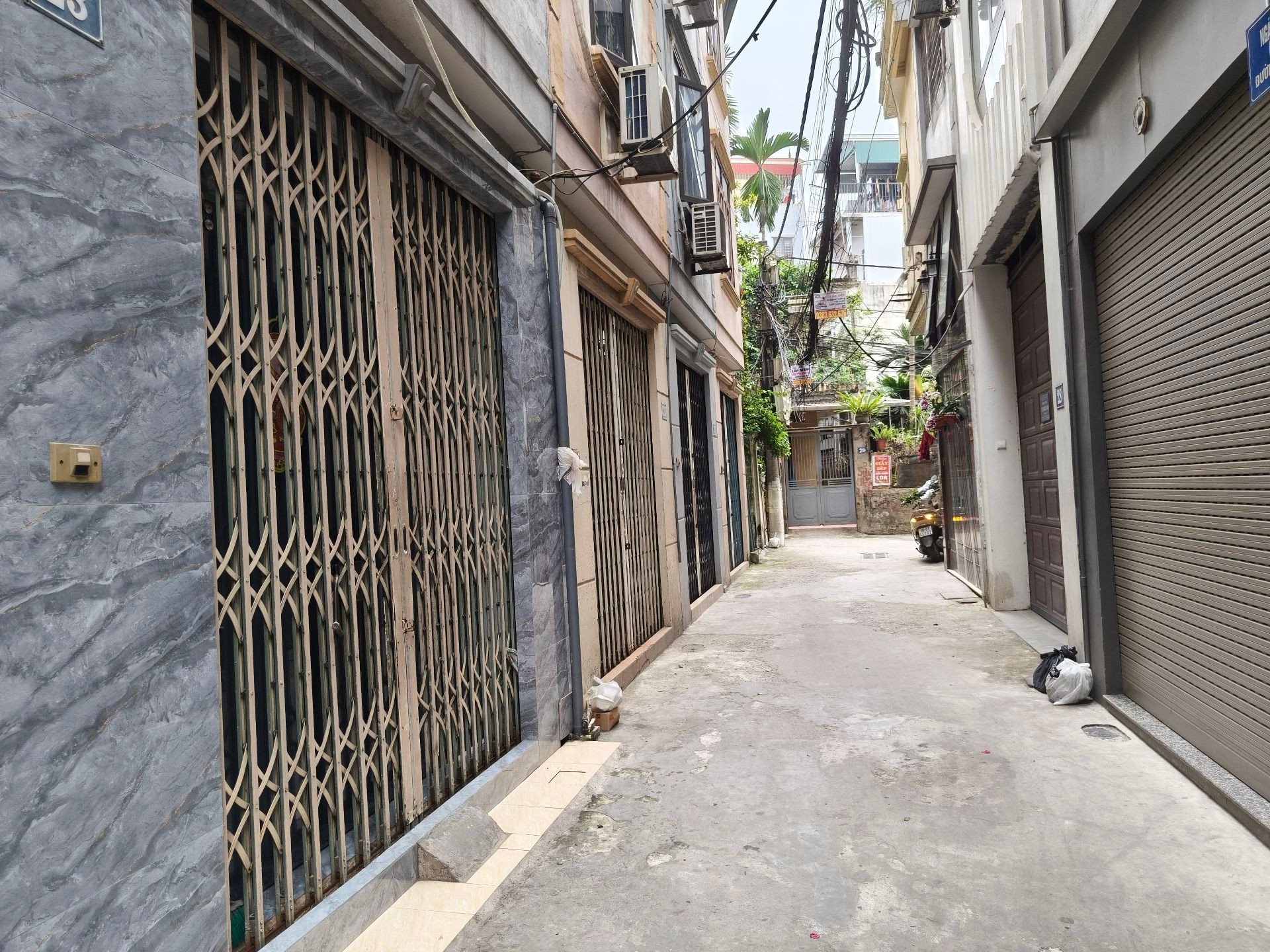 Bán nhà Lĩnh Nam - diện tích 39m2 2 tầng - Cực hiếm - giá 5,6 tỷ