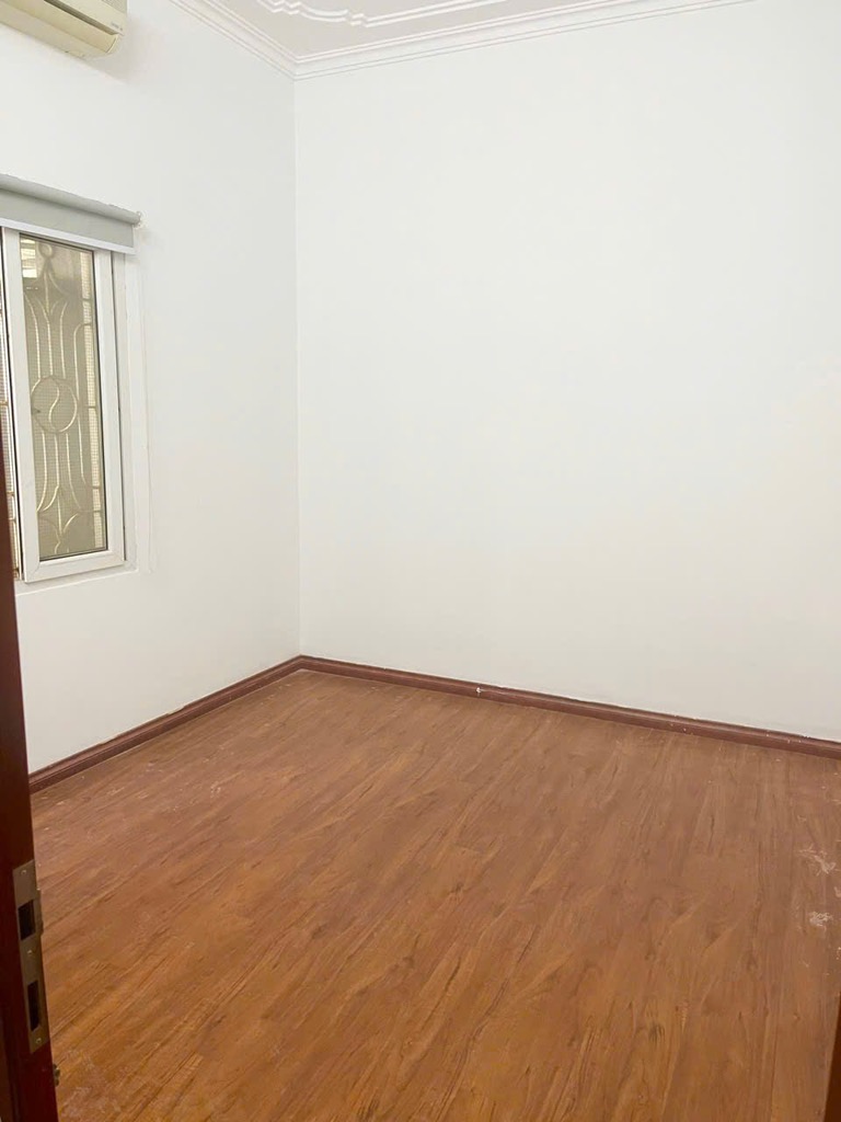 Bán nhà Hoàng Mai - diện tích 56m2 3 tầng - gần ô tô - giá 10,7 tỷ