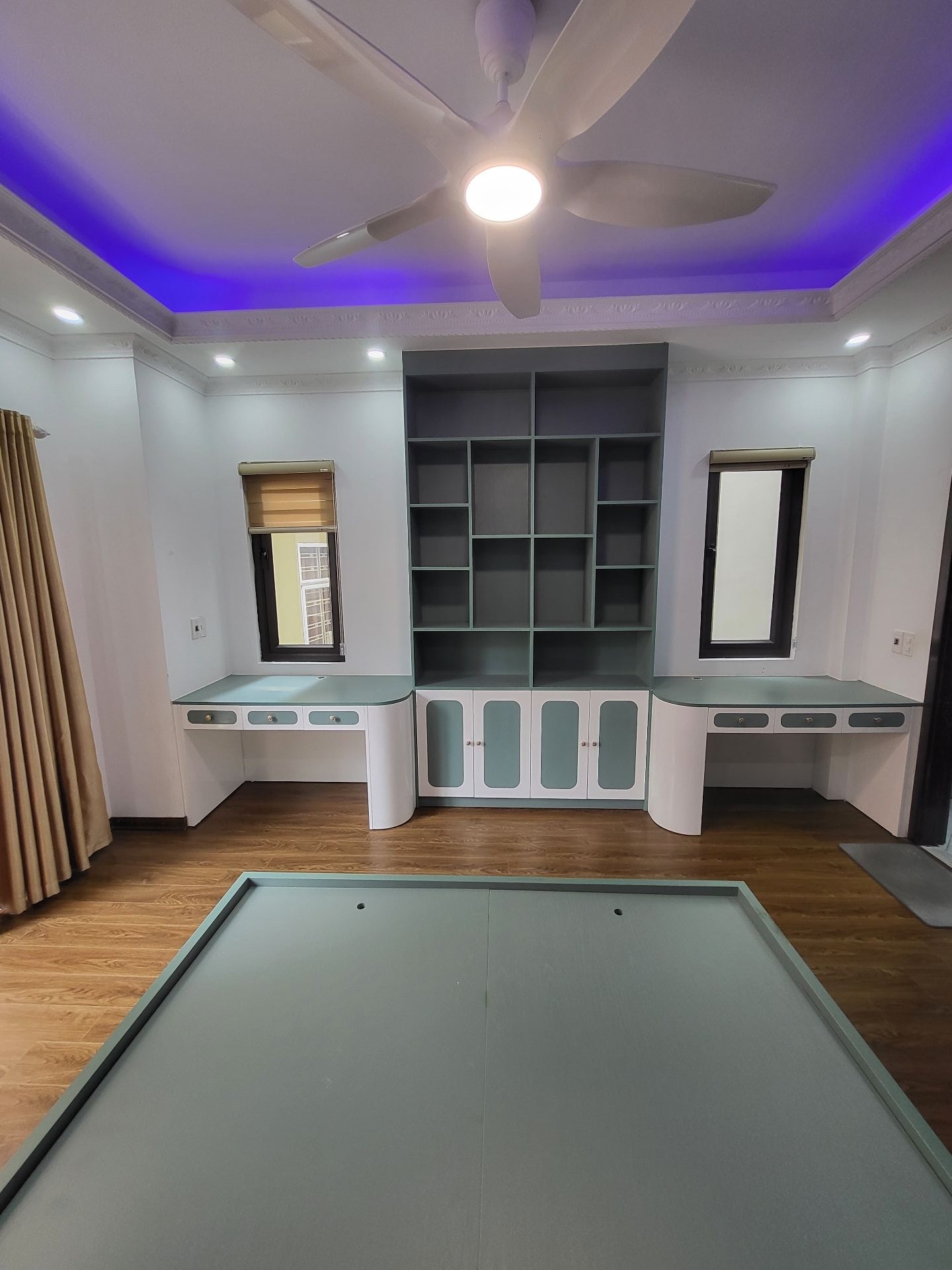 Bán nhà Kim Ngưu - diện tích 30m2 5 tầng - Ô TÔ NHỎ ĐỖ CỬA - giá 9,4 tỷ