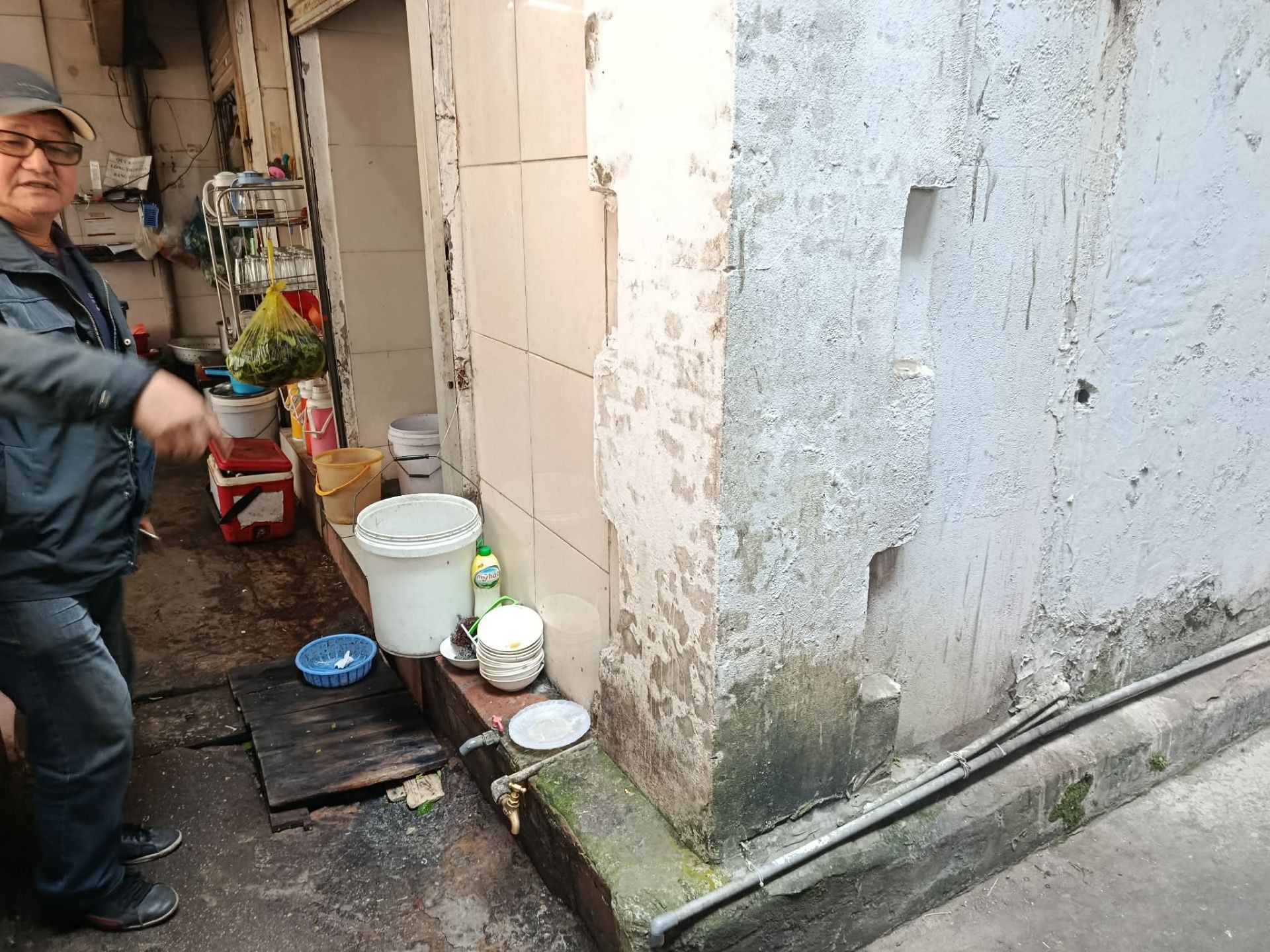 Bán nhà Phố Huế - diện tích 39.2m2 1 tầng - Mặt phố - giá 40 tỷ