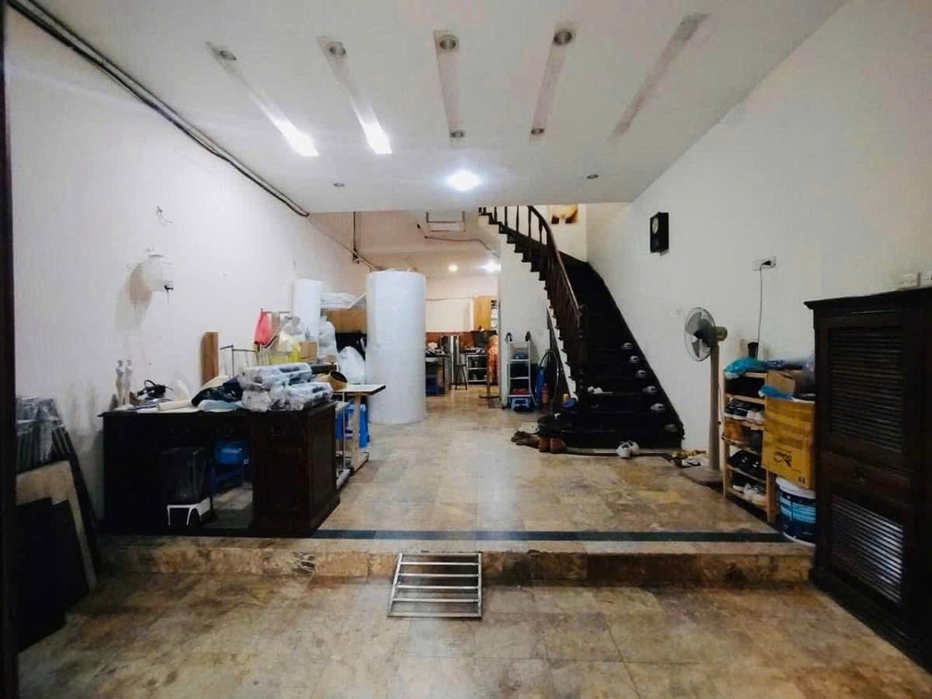 Bán nhà Nguyễn Phúc Lai - diện tích 61m2 5 tầng - PHÂN LÔ Ô TÔ - giá 35,5 tỷ