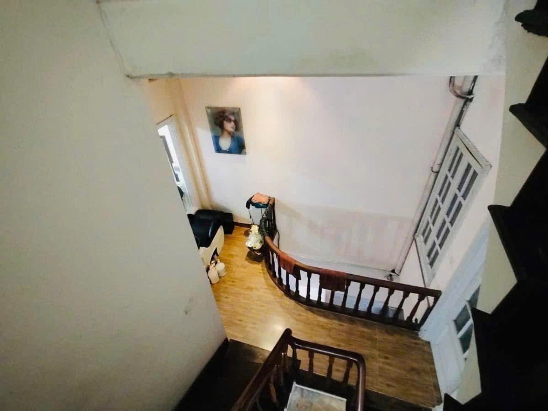 Bán nhà Nguyễn Phúc Lai - diện tích 61m2 5 tầng - PHÂN LÔ Ô TÔ - giá 35,5 tỷ