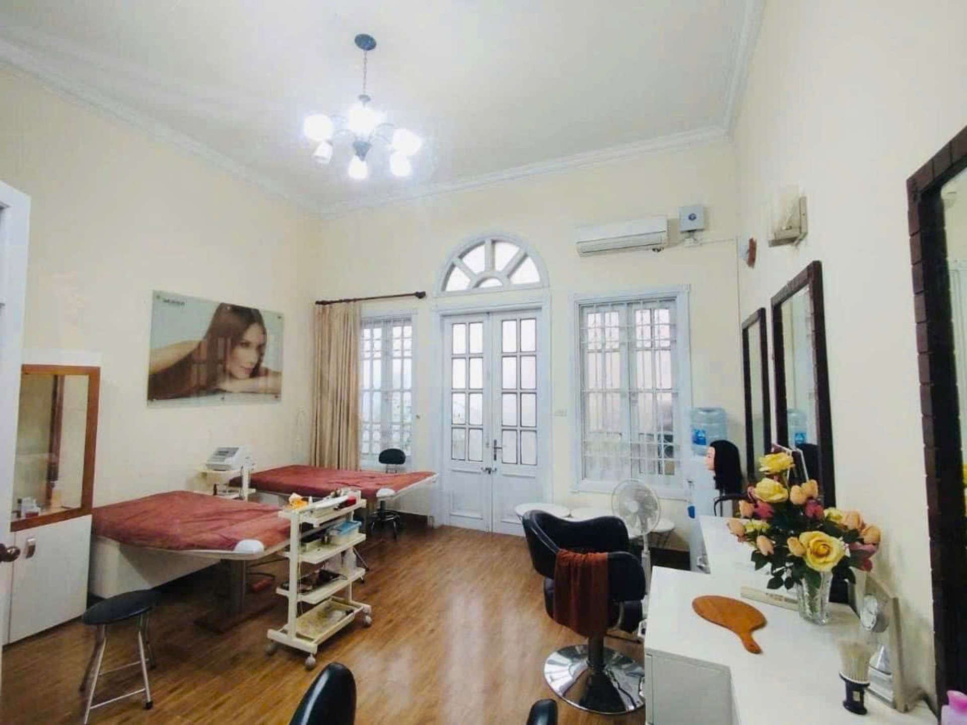 Bán nhà Nguyễn Phúc Lai - diện tích 61m2 5 tầng - PHÂN LÔ Ô TÔ - giá 35,5 tỷ