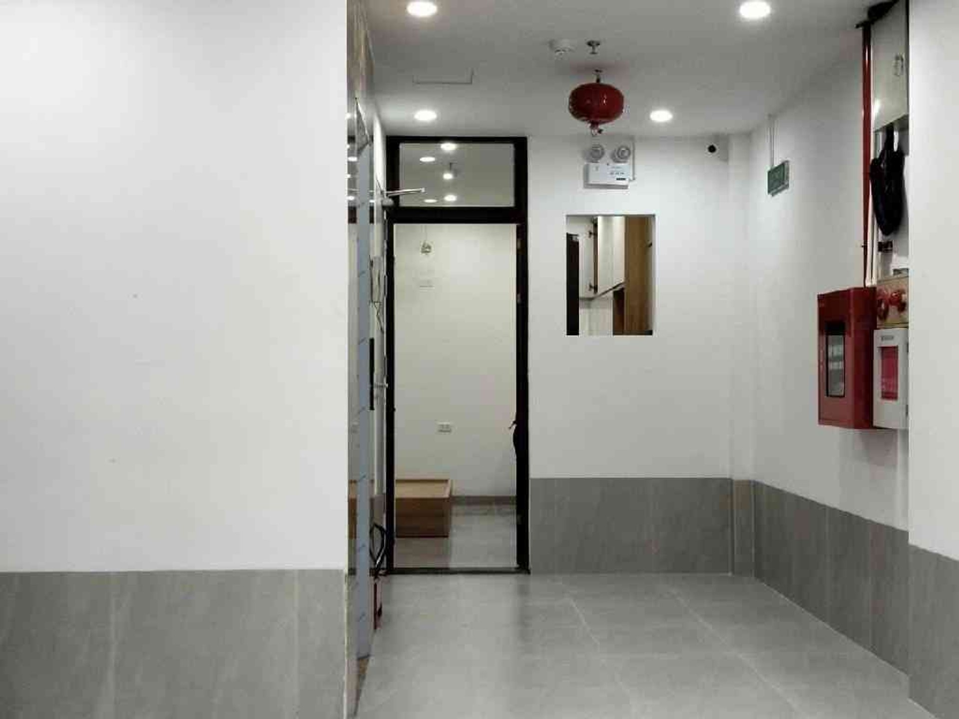 Bán nhà Vĩnh Hưng - diện tích 50m2 6 tầng - Thang máy hiện đại - giá 13,5 tỷ