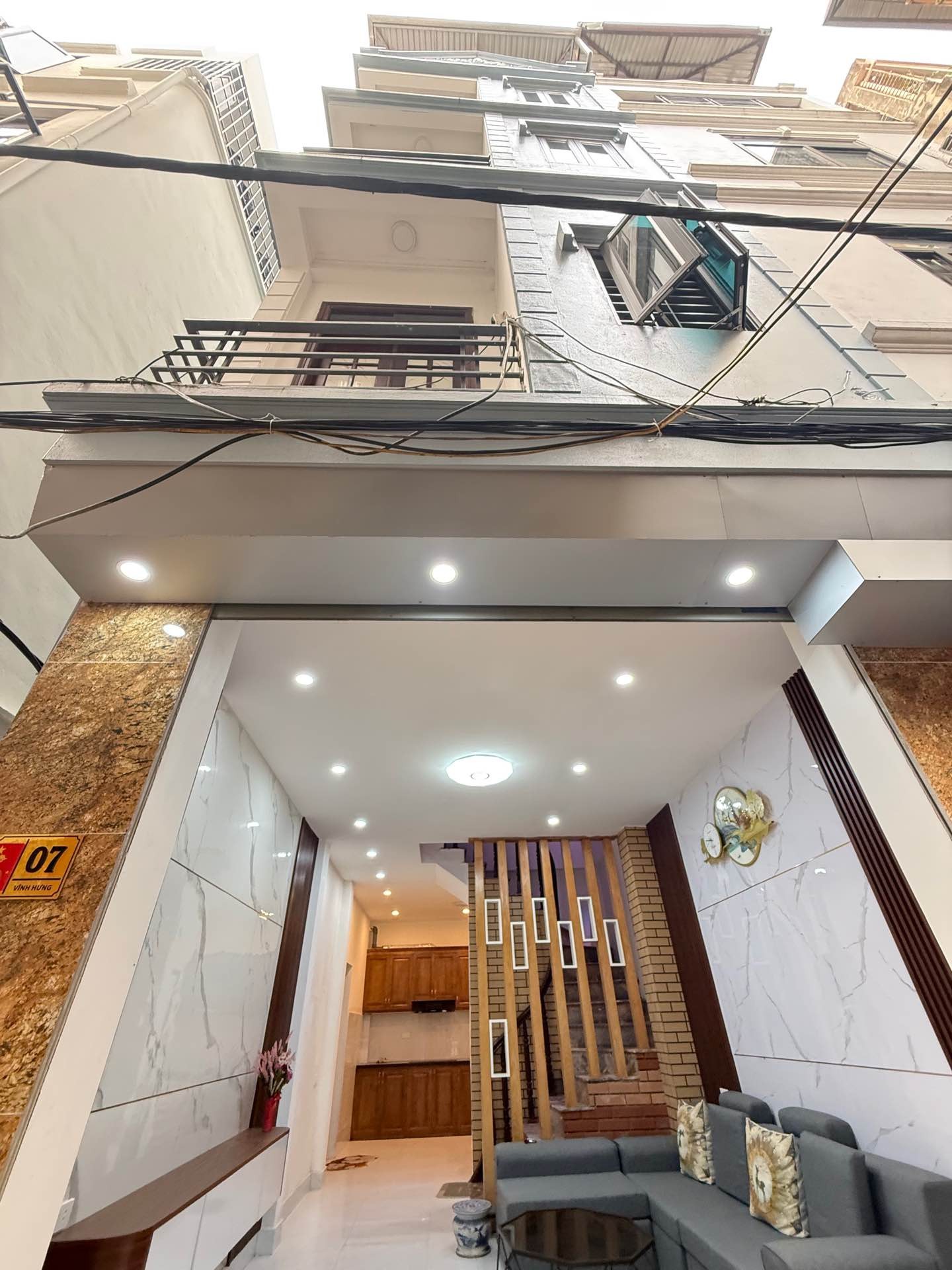 Bán nhà Vĩnh Hưng - diện tích 34m2 4 tầng - Lô góc 3 mặt ngõ - giá 8,3 tỷ