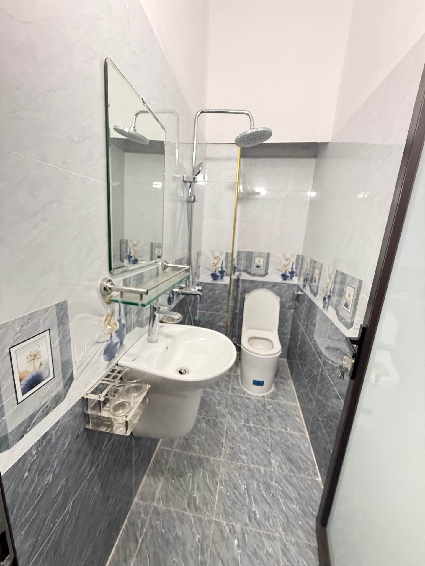 Bán nhà Vĩnh Hưng - diện tích 34m2 4 tầng - Lô góc 3 mặt ngõ - giá 8,3 tỷ