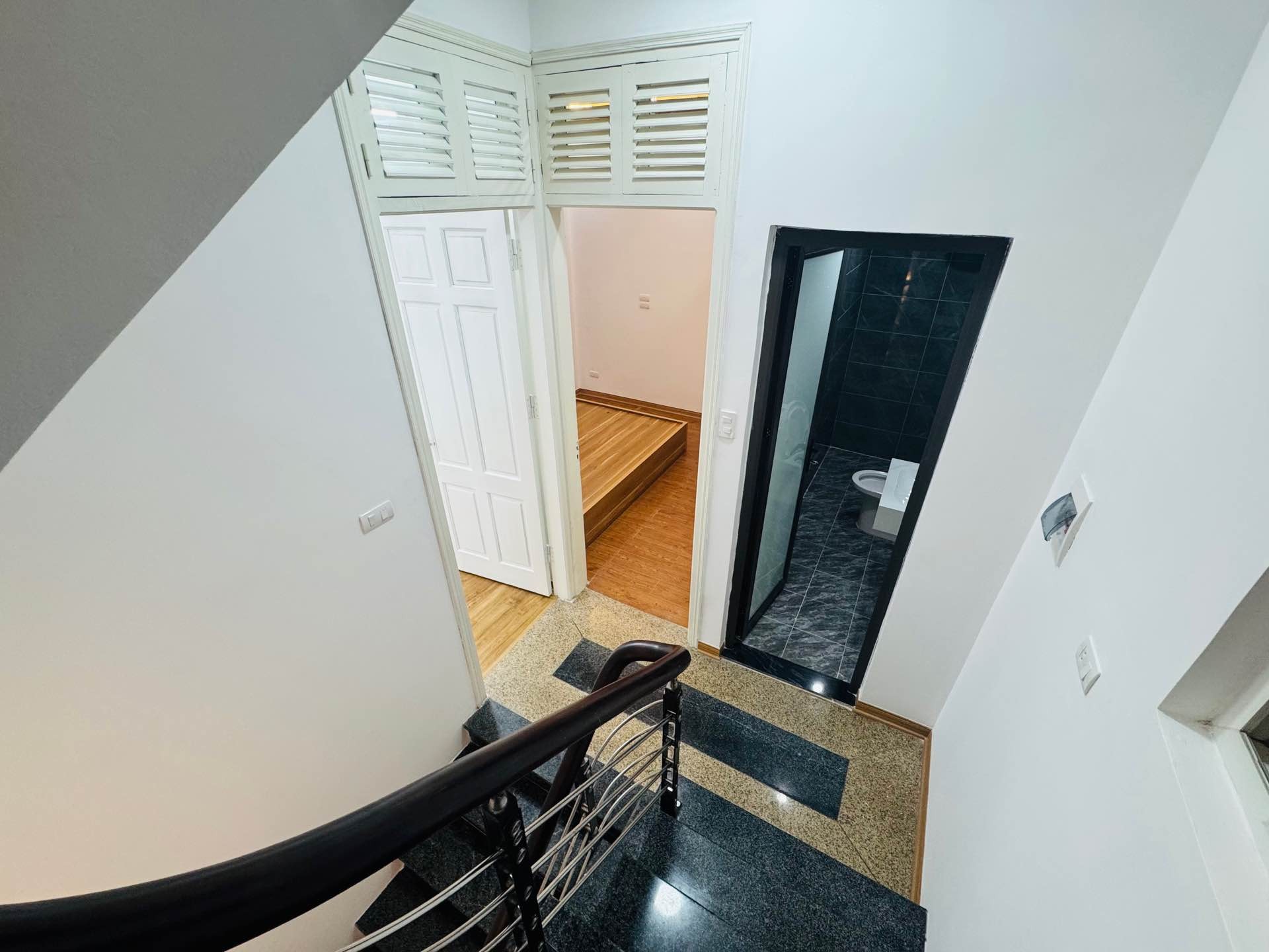 Bán nhà Lương Khánh Thiện - diện tích 49m2 5 tầng - gần ô tô - giá 8,96 tỷ