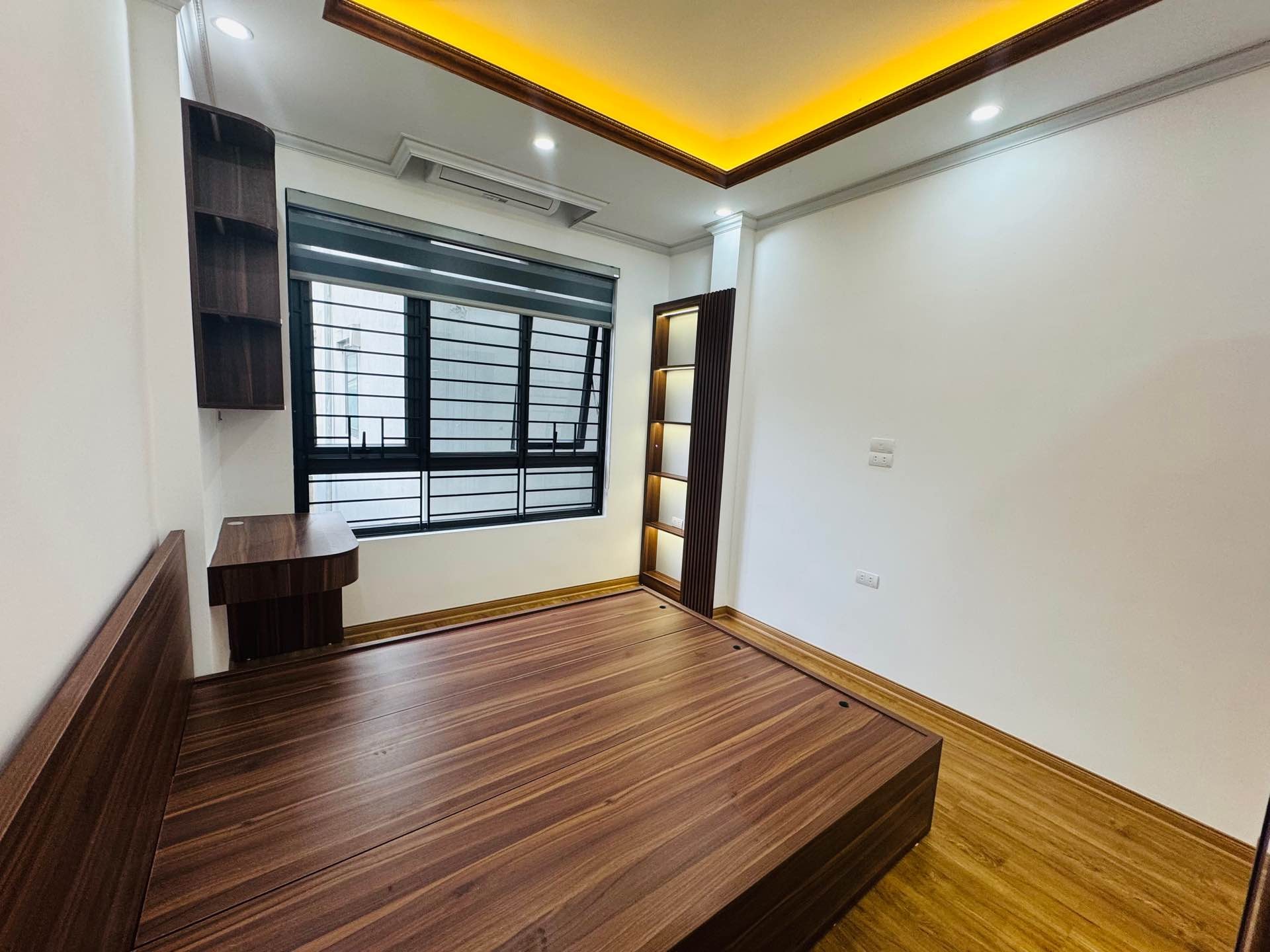 Bán nhà Lương Khánh Thiện - diện tích 49m2 5 tầng - gần ô tô - giá 8,96 tỷ