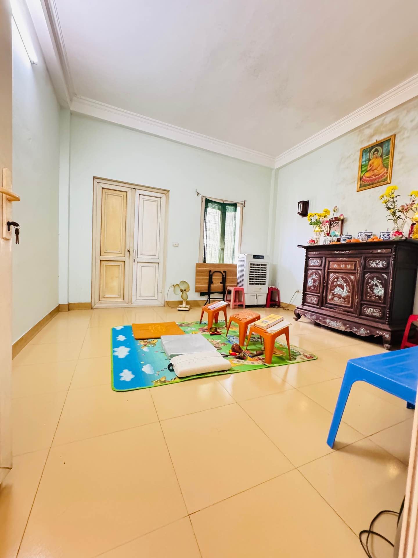 Bán nhà Kim Giang - diện tích 75m2 3 tầng - Mặt ngõ ô tô thông, kinh doanh - giá 16,3 tỷ