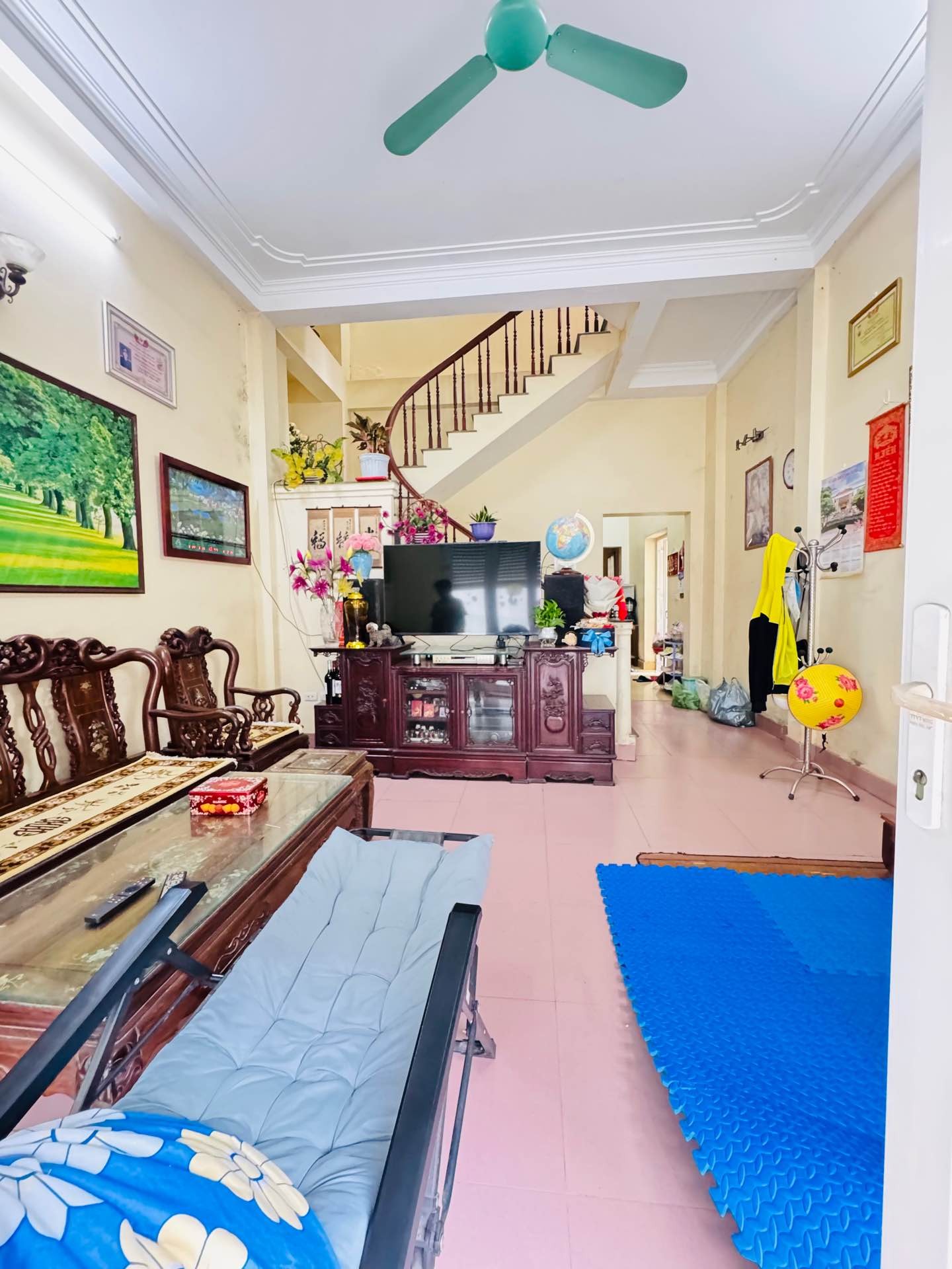 Bán nhà Kim Giang - diện tích 75m2 3 tầng - Mặt ngõ ô tô thông, kinh doanh - giá 16,3 tỷ