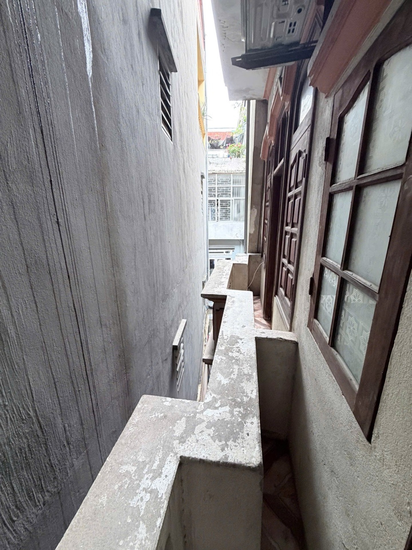 Bán nhà Chính Kinh - diện tích 53m2 3 tầng - Ngõ ba gác, gần phố - giá 11,5 tỷ