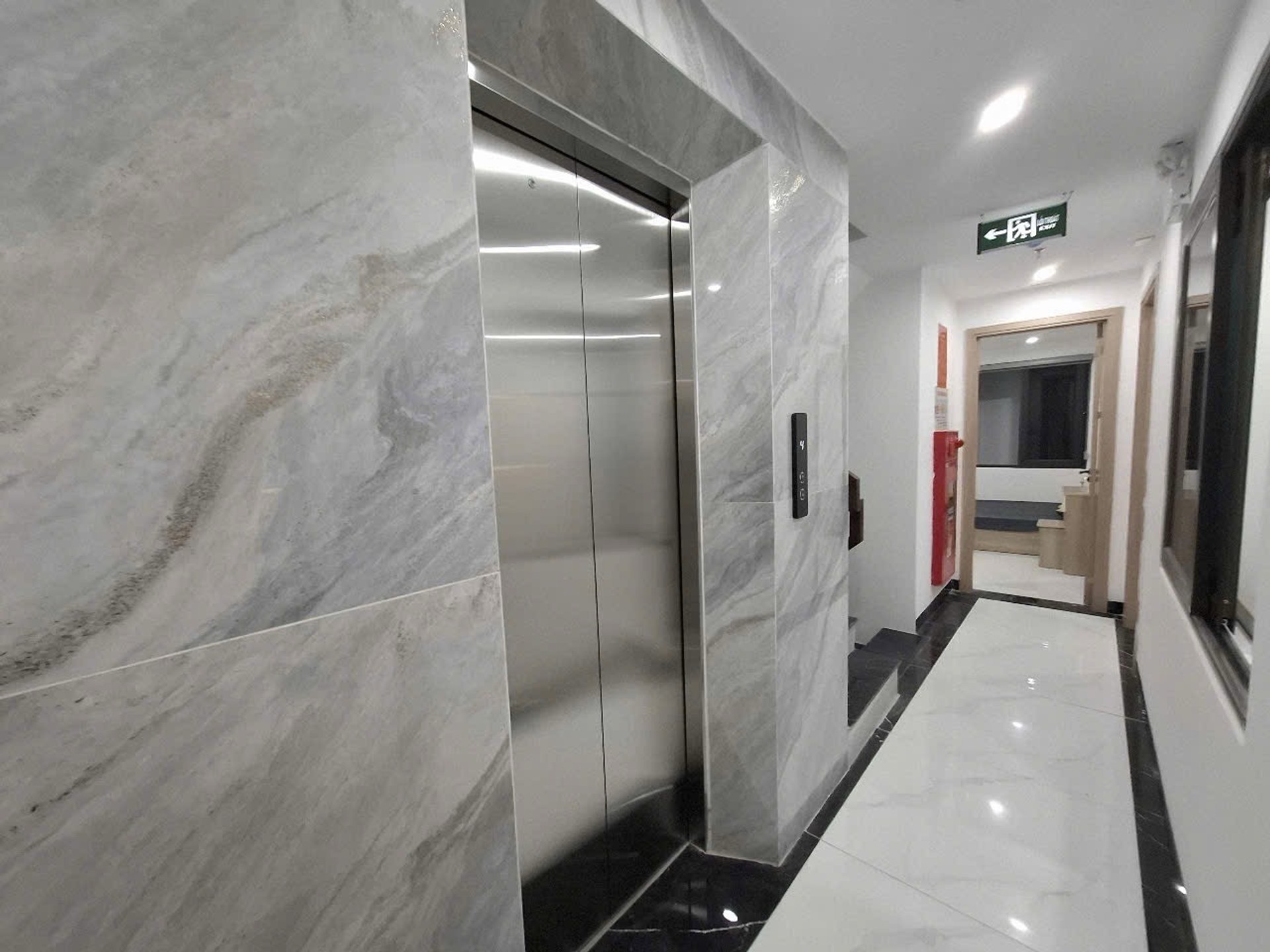 Bán nhà Ngọc Hồi - diện tích 94m2 6 tầng - Căn hộ chung cư mini cho thuê - giá 20,8 tỷ