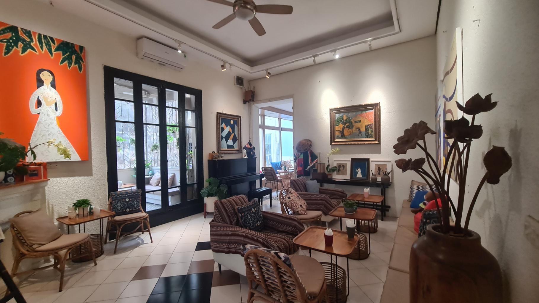 Bán nhà Hàm Long - diện tích 100m2 4 tầng - Nhà kiểu biệt thự - giá 30 tỷ