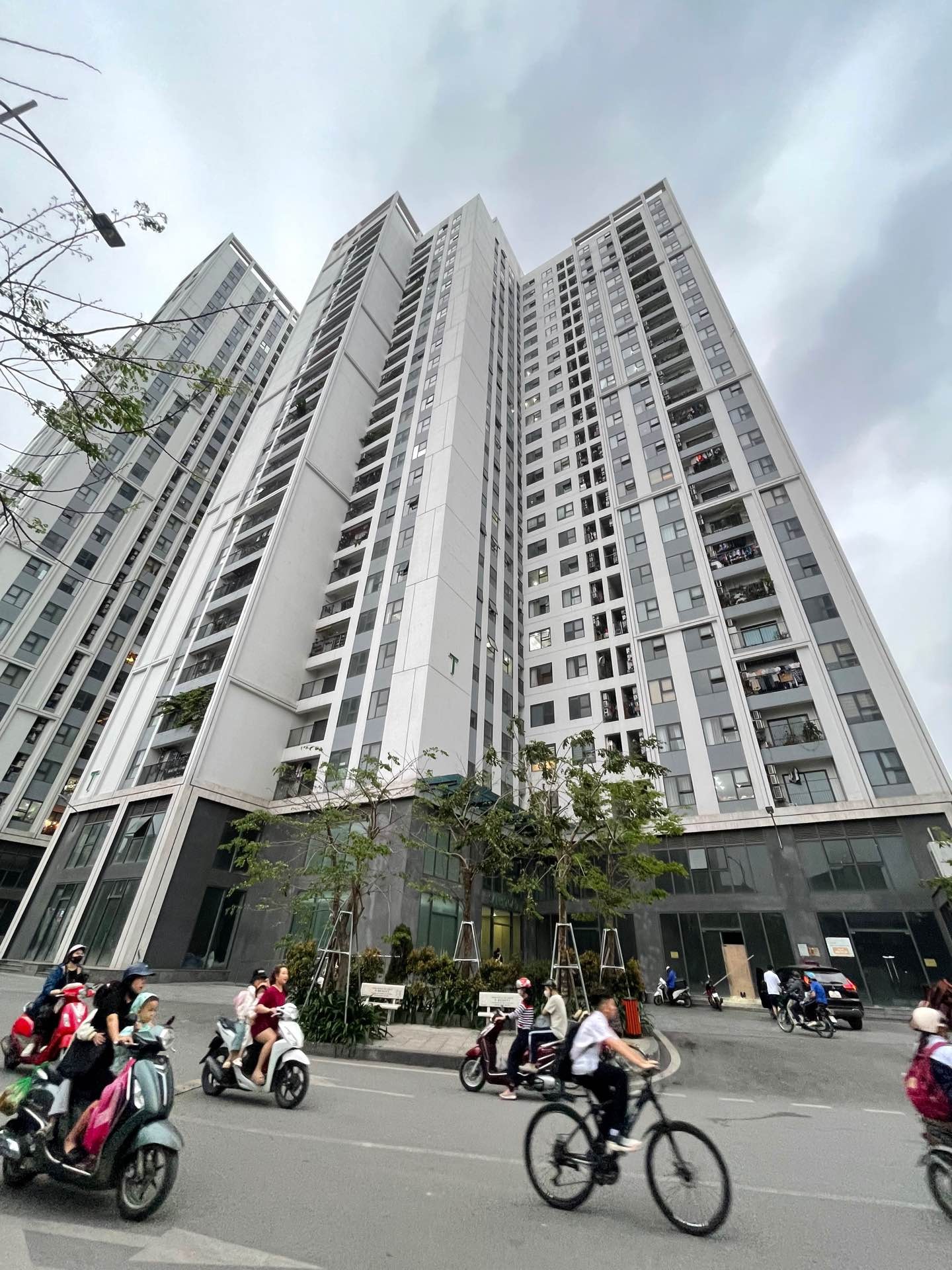 Bán nhà Hoàng Mai - diện tích 70m2 1 tầng - Căn hộ cao cấp Feliz Homes - giá 4,8 tỷ