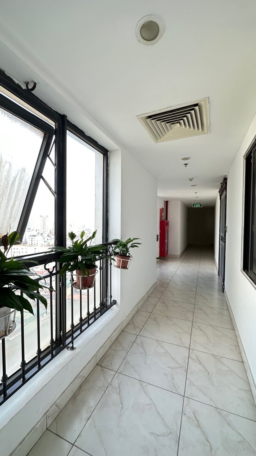 Bán nhà Giảng Võ - diện tích 84m2 1 tầng - Căn hộ chung cư D2 - giá 11,8 tỷ