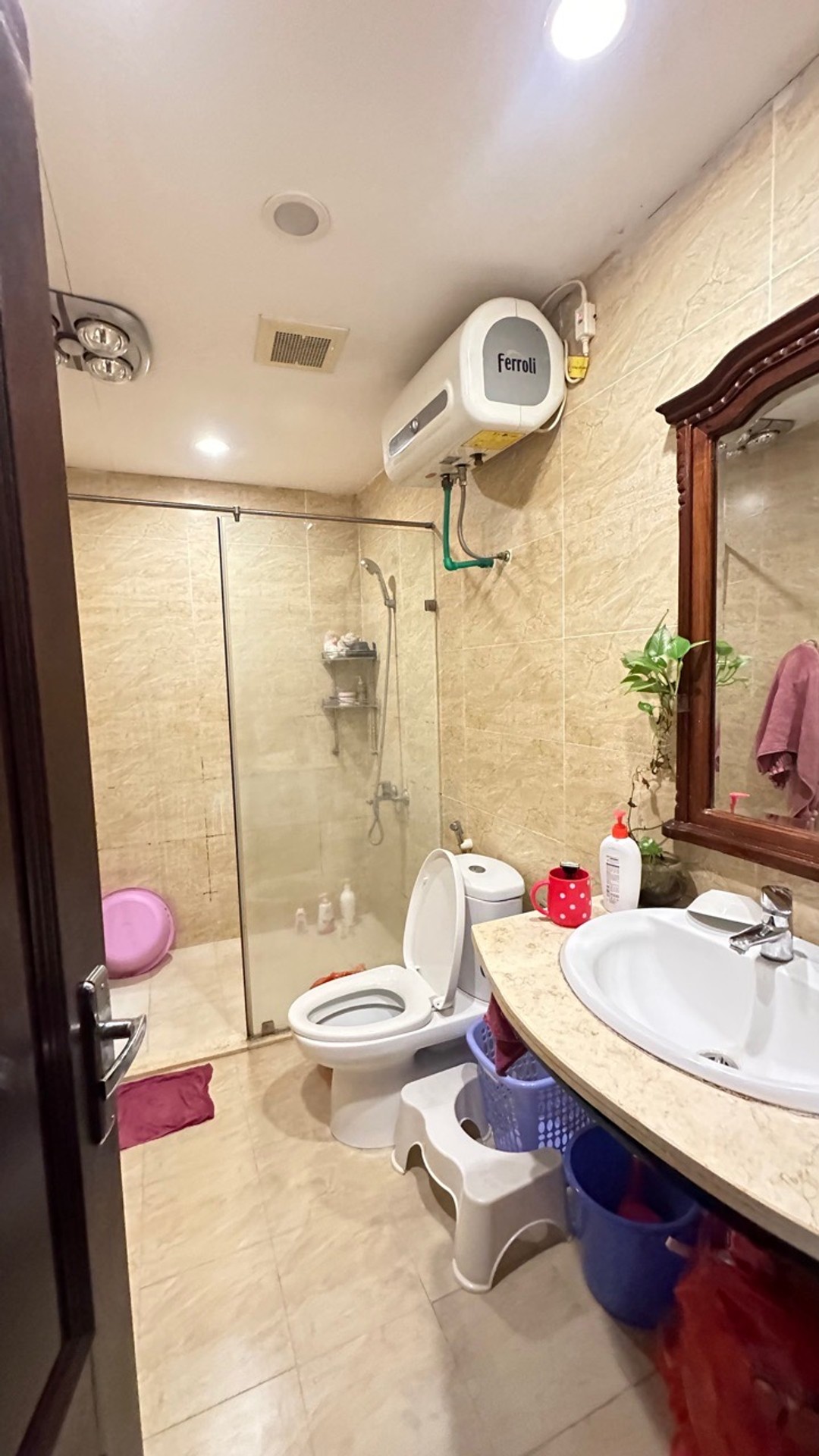 Bán nhà Giảng Võ - diện tích 84m2 1 tầng - Căn hộ chung cư D2 - giá 11,8 tỷ