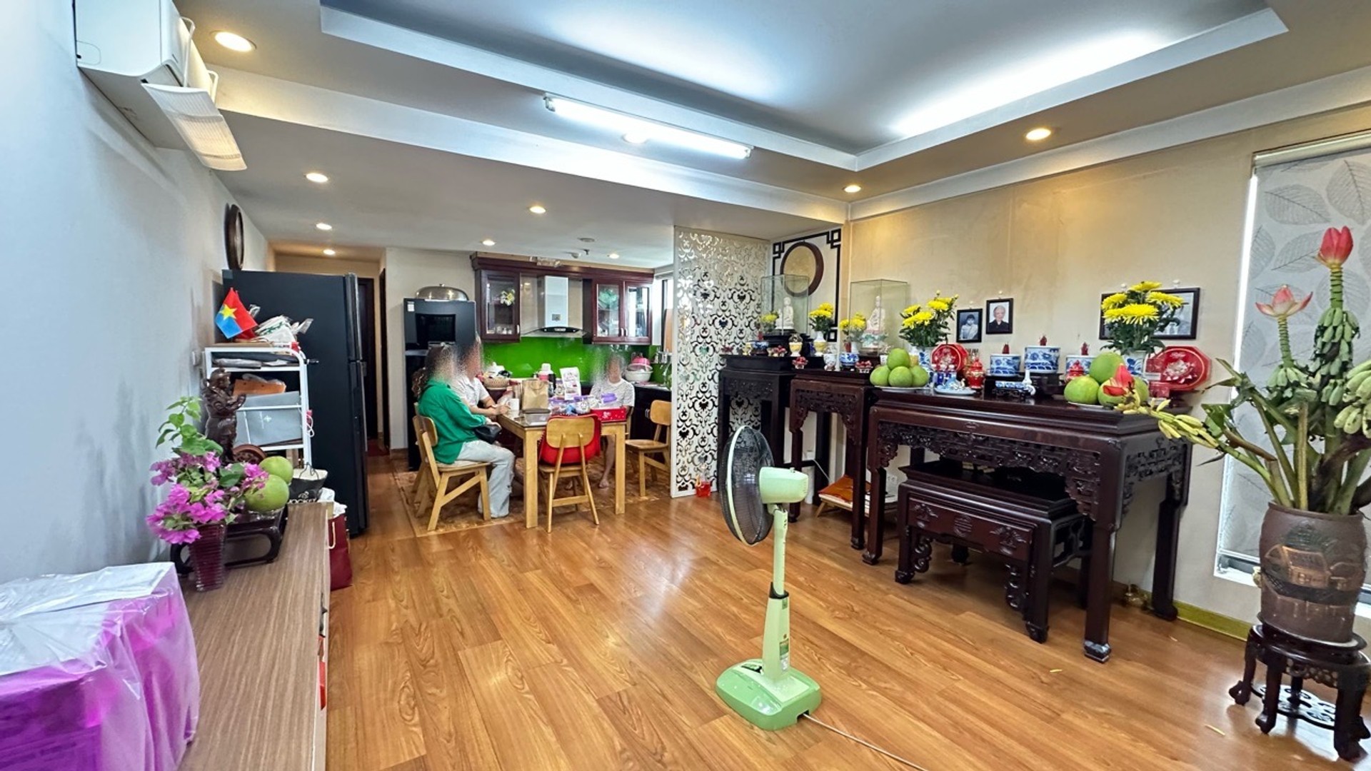 Bán nhà Giảng Võ - diện tích 84m2 1 tầng - Căn hộ chung cư D2 - giá 11,8 tỷ