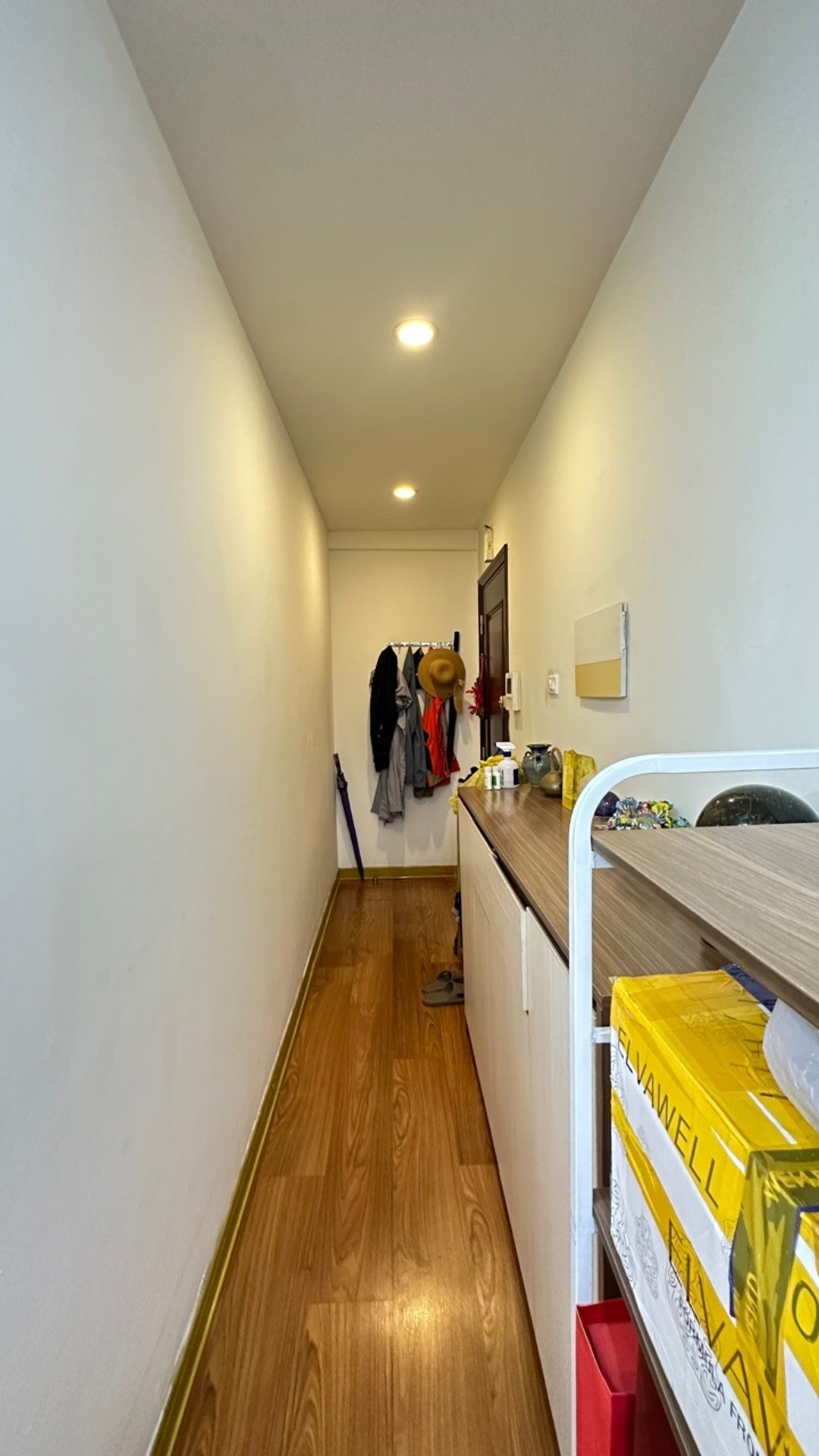 Bán nhà Giảng Võ - diện tích 84m2 1 tầng - Căn hộ chung cư D2 - giá 11,8 tỷ