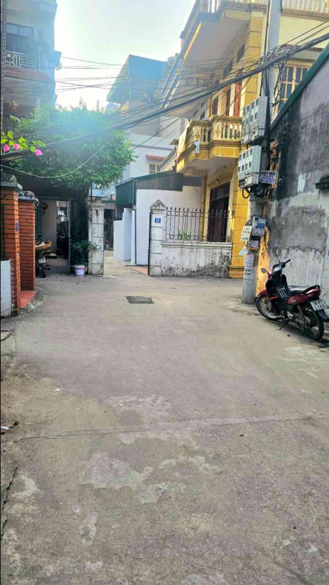 Bán nhà Lĩnh Nam - diện tích 65m2 5 tầng - Ô tô đỗ cổng - giá 11,4 tỷ