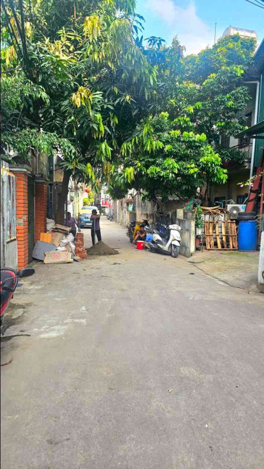 Bán nhà Lĩnh Nam - diện tích 65m2 5 tầng - Ô tô đỗ cổng - giá 11,4 tỷ