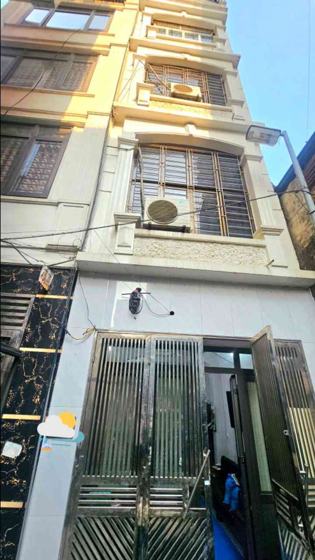 Bán nhà Lĩnh Nam - diện tích 65m2 5 tầng - Ô tô đỗ cổng - giá 11,4 tỷ